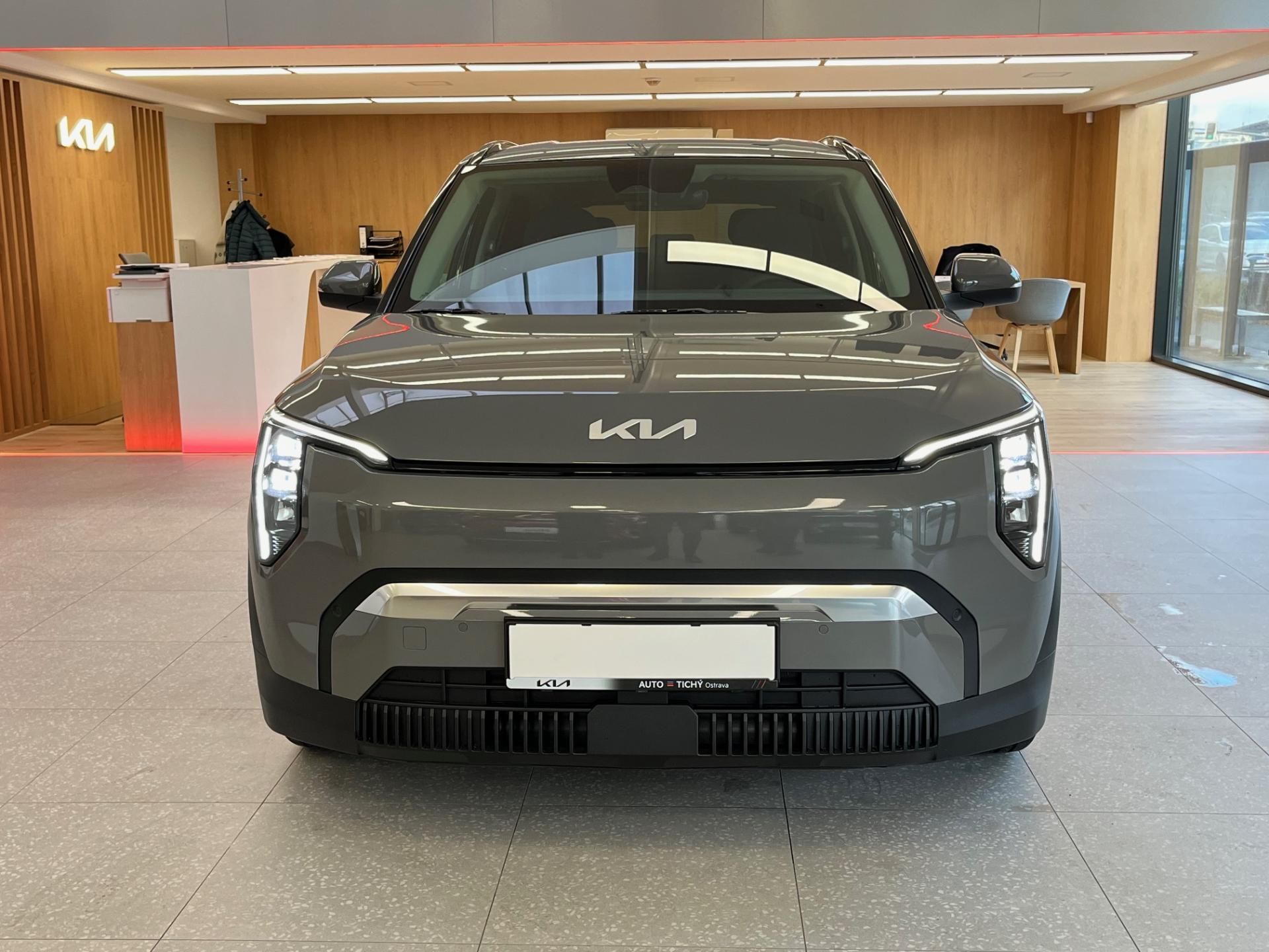 Kia EV3, EARTH 81,4 kWh, ADAS+V2L - fotka 2