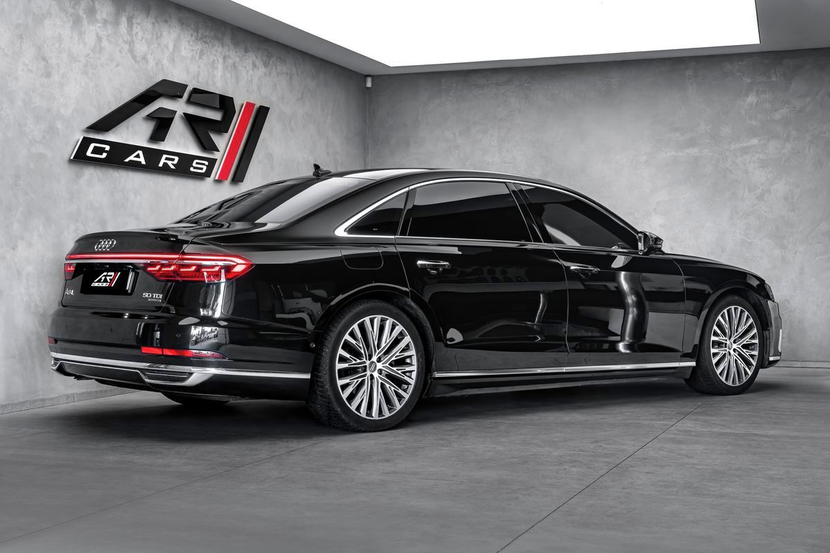 Audi A8, 50TDI L Full Masáže Lednice TV - fotka 5
