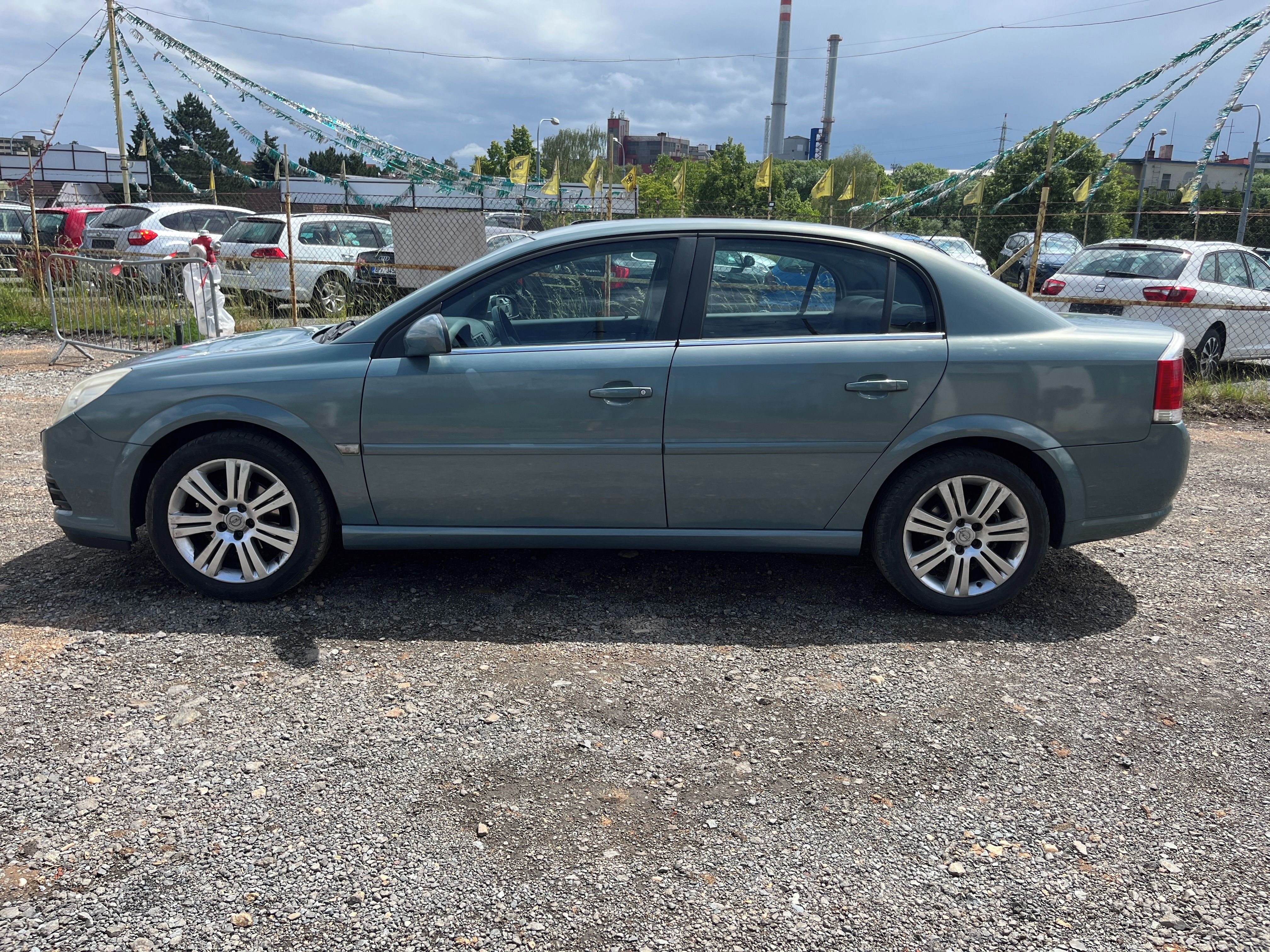 Opel Vectra, 1.8i 90kw alu + zimní závěs - fotka 2