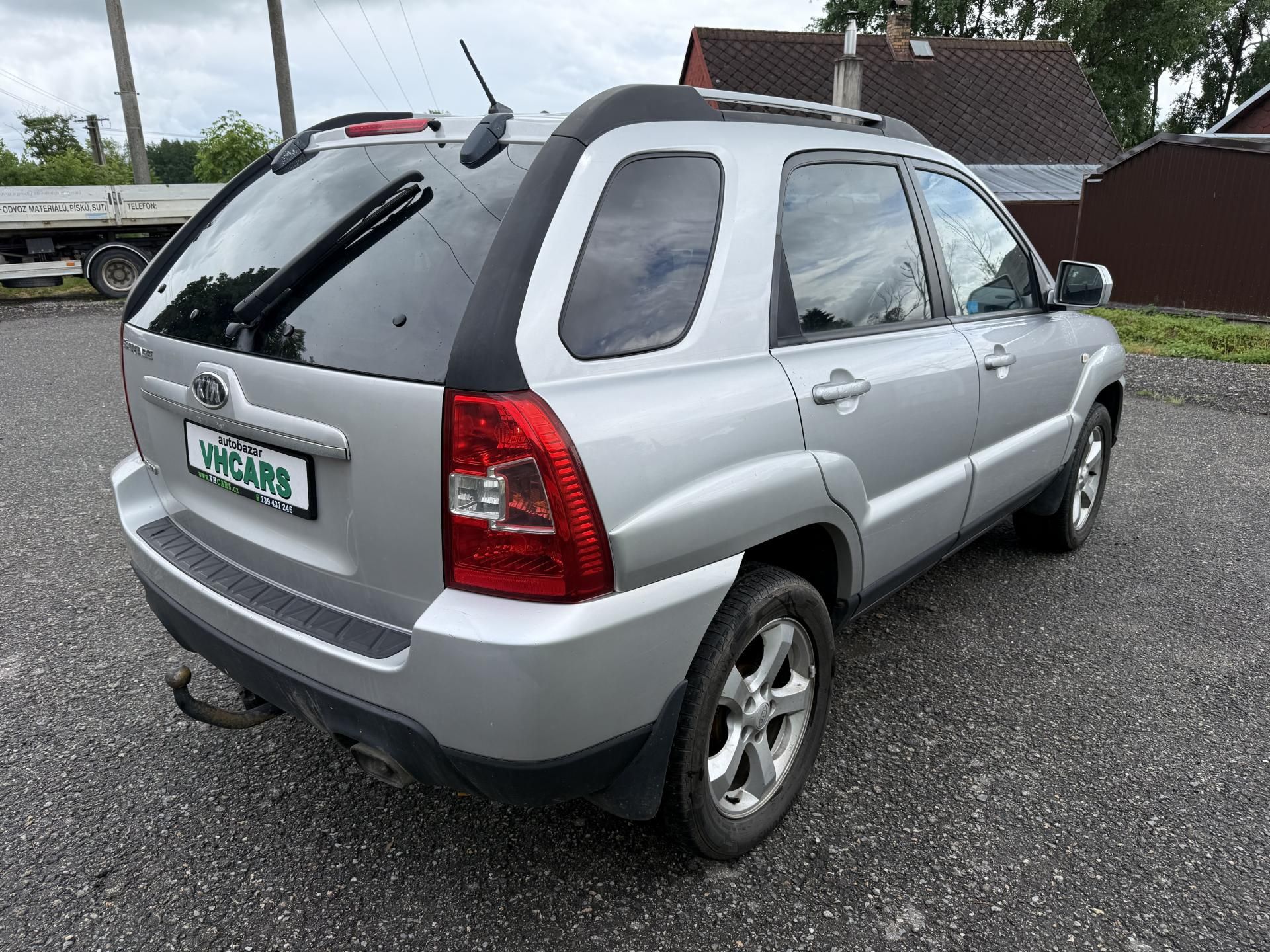Kia Sportage, 2,0CRDI 4WD Tažné - fotka 4
