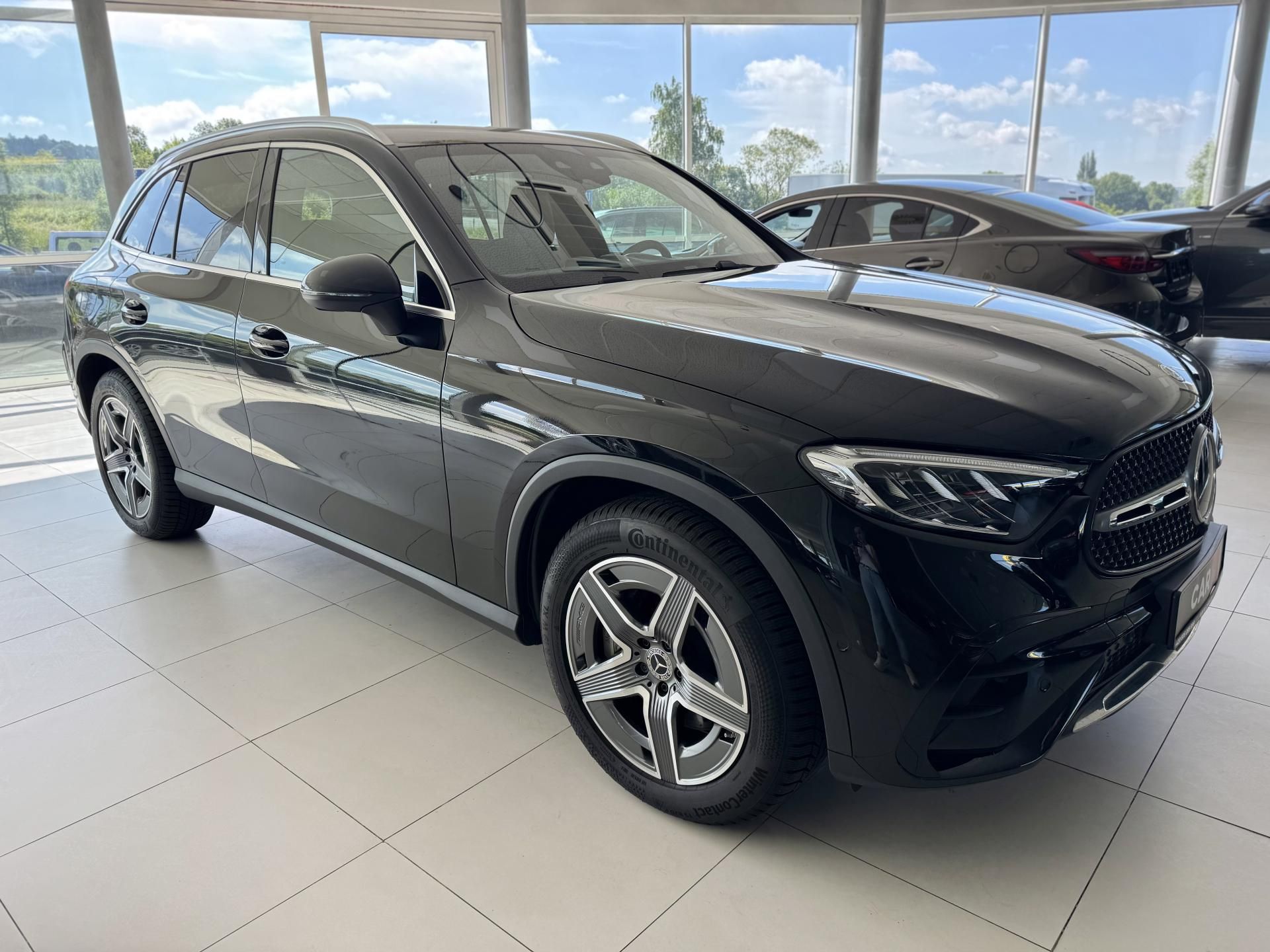 Mercedes-Benz GLC, 300d 4MATIC*AMG*198kW*Tažné - fotka 4