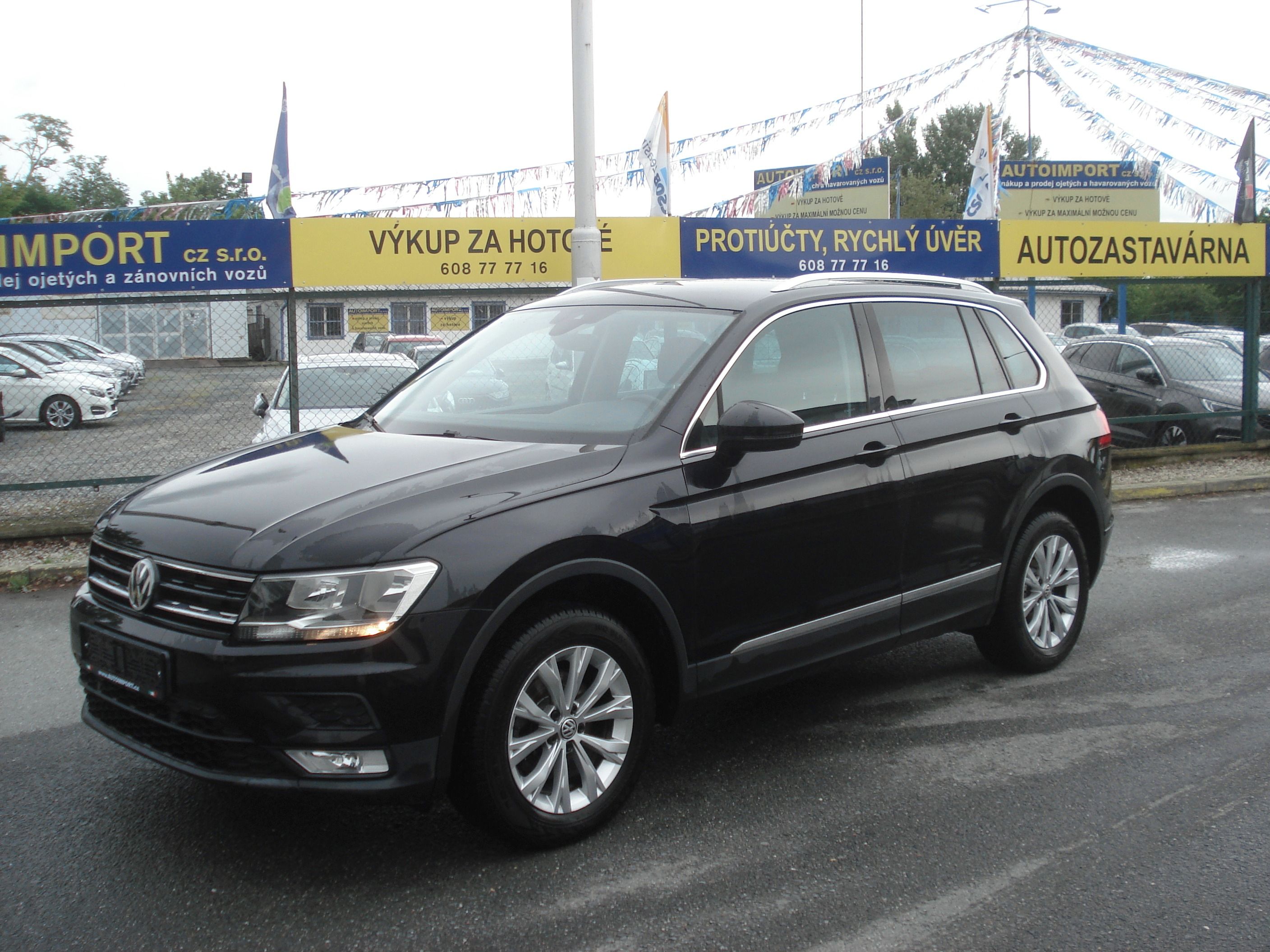Volkswagen Tiguan, 2.0 TDi 4x4 Manuál NAVI - fotka 3