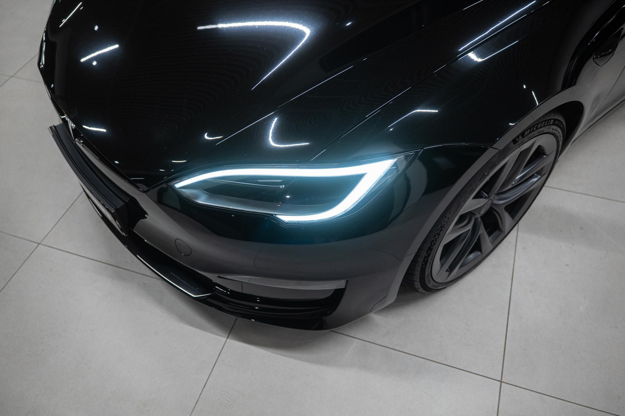 Tesla Model S, Free Unlimited Supercharging - fotka 3
