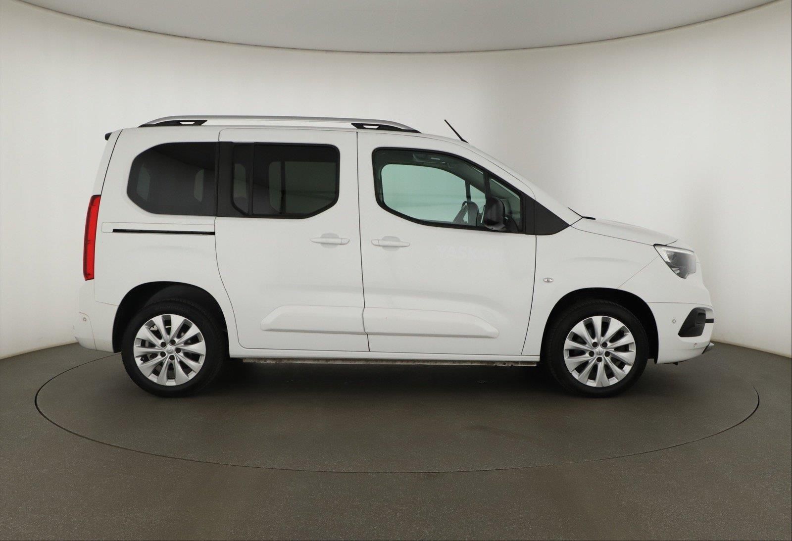 Opel Combo, 1.5 CDTI, 5Míst, Klima, ČR - fotka 6