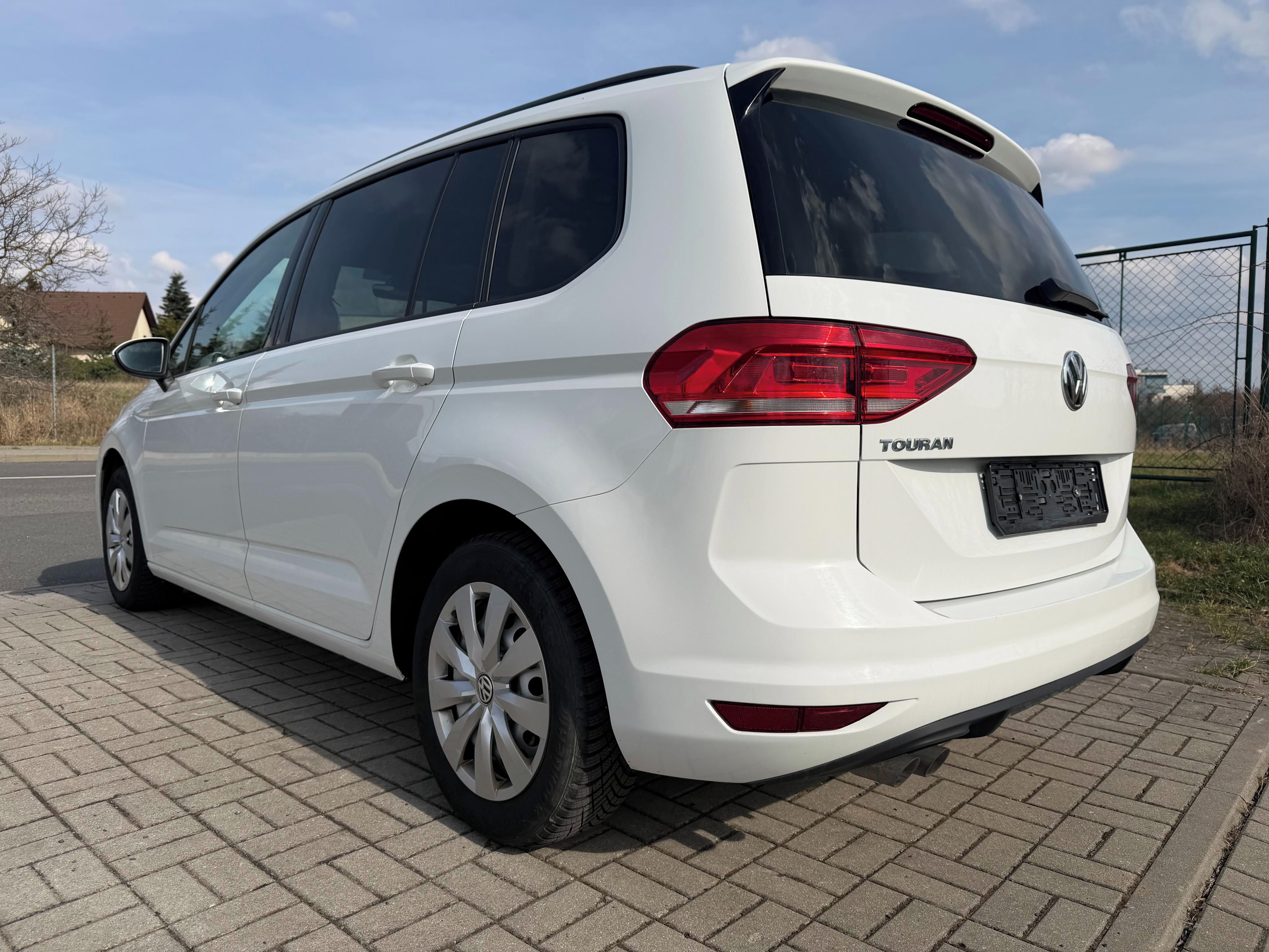 Volkswagen Touran, 2,0 Tdi 110kW 7 míst - fotka 4