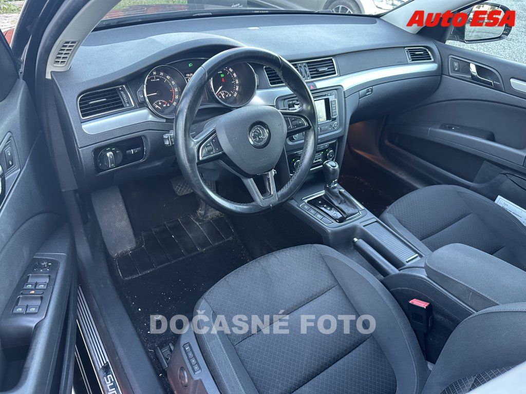 Škoda Superb, 2.0 TDi - fotka 3
