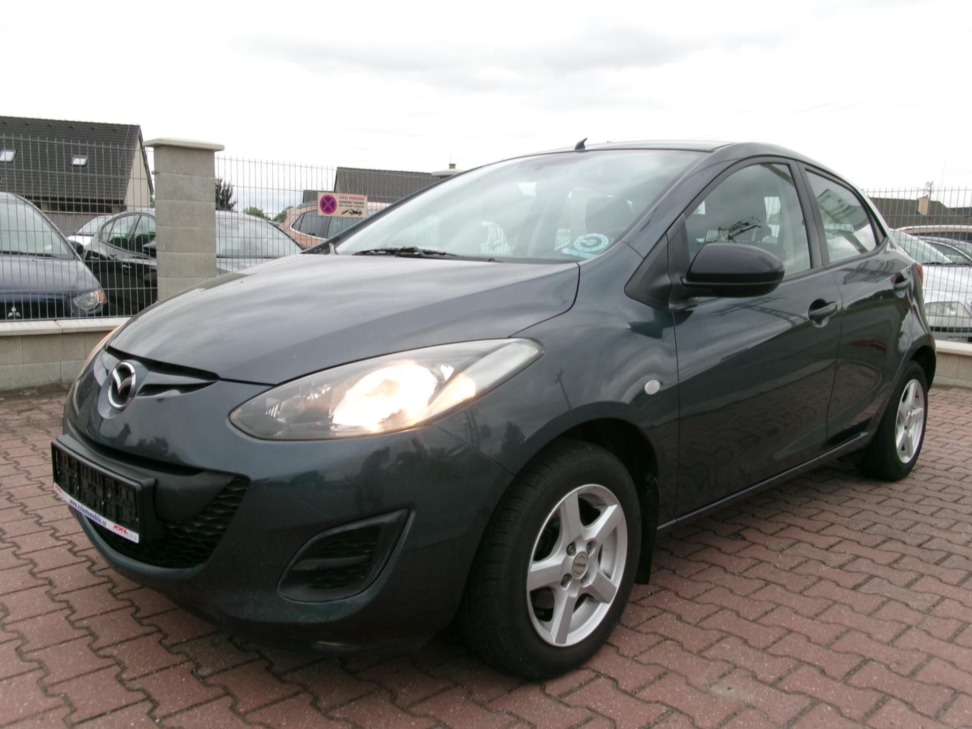 Mazda 2, 1,3i KLIMA 1.MAJ - fotka 2