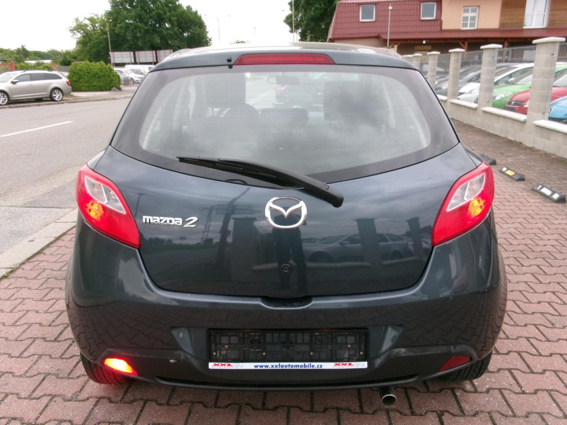 Mazda 2, 1,3i KLIMA 1.MAJ - fotka 6