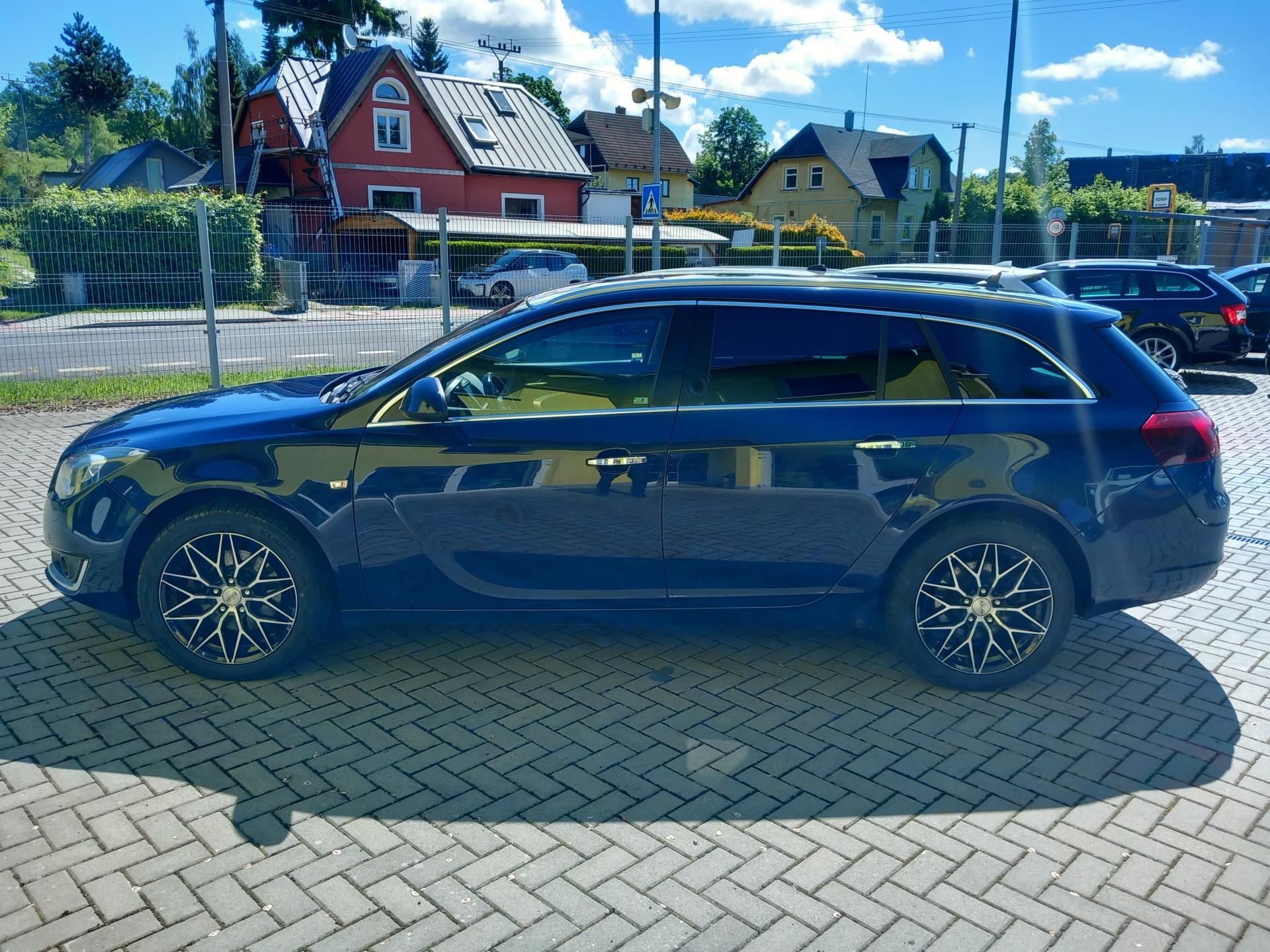 Opel Insignia, 2,0Tdci COSMO SPORTS ČR 4x4 - fotka 4