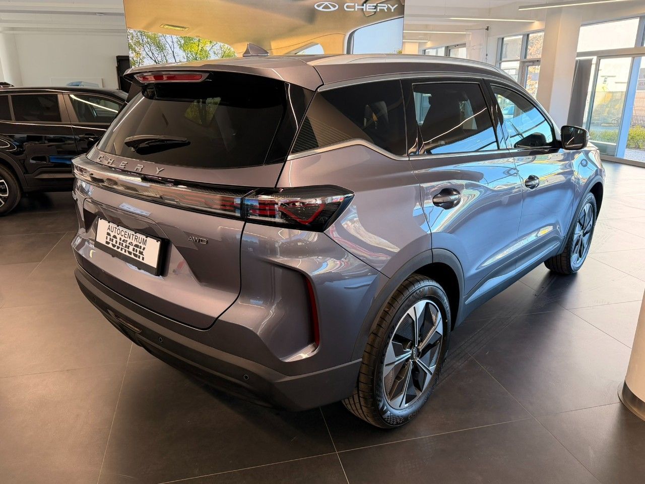 Chery Tiggo 7, Unique - 1,6 T GDI 4x4 - sklad - fotka 4