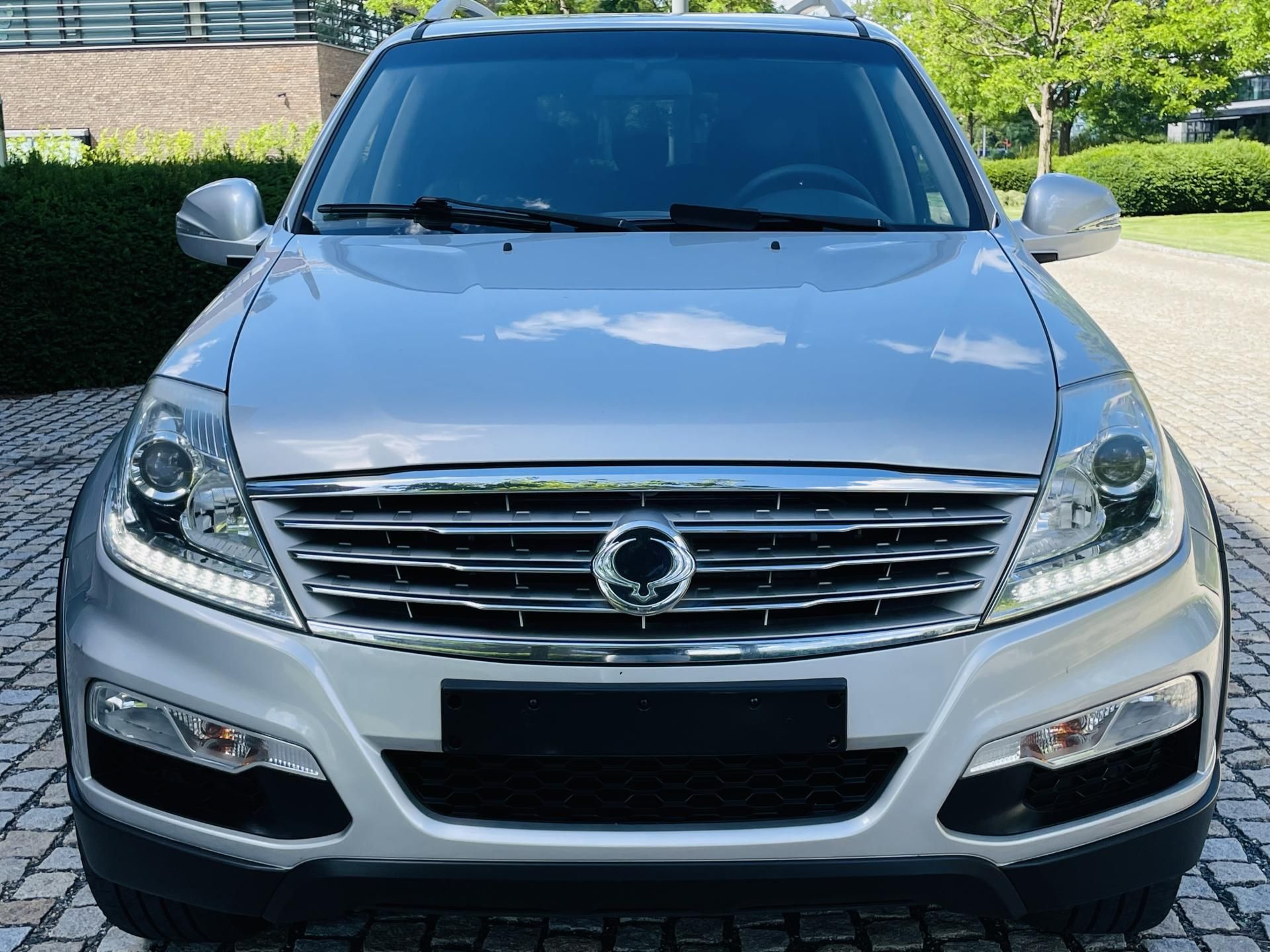 SsangYong Rexton, 2.2TD 4x4 AUT KAM 7MÍST TAŽNÉ - fotka 6