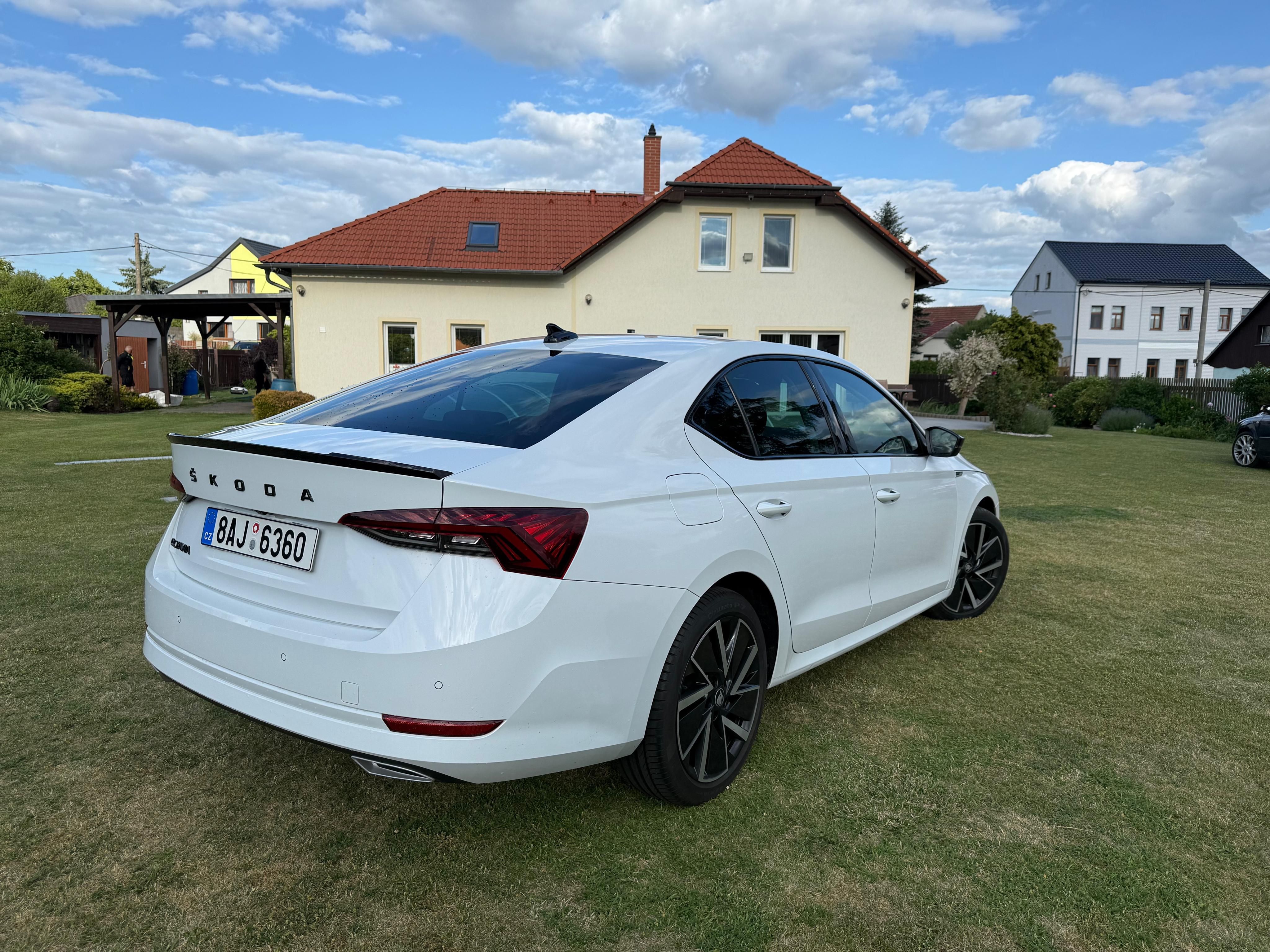 Škoda Octavia, Style PLUS 2,0 TDI - fotka 3