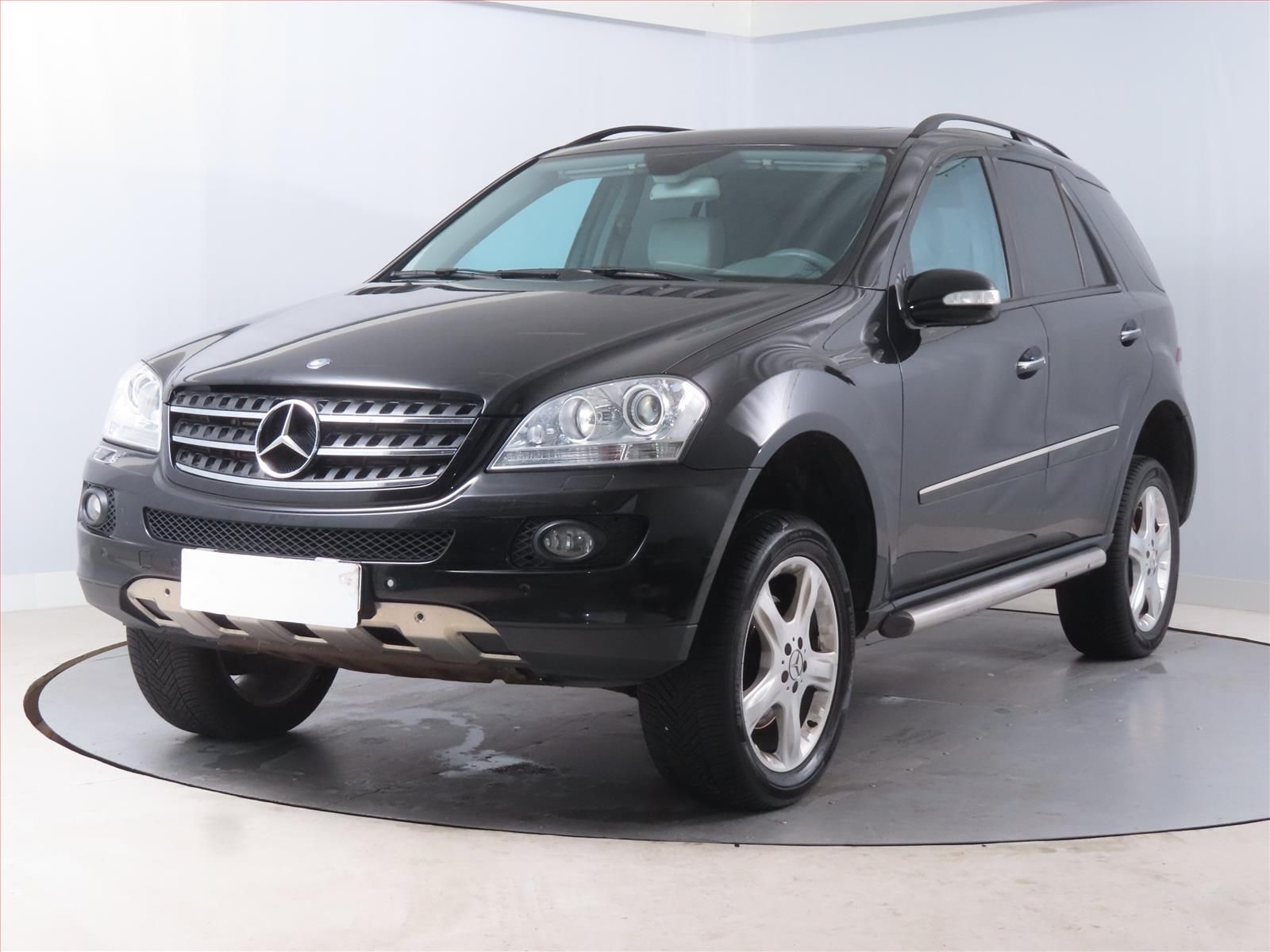 Mercedes-Benz Třídy M, ML 320 CDI , 4X4, Automat - fotka 2
