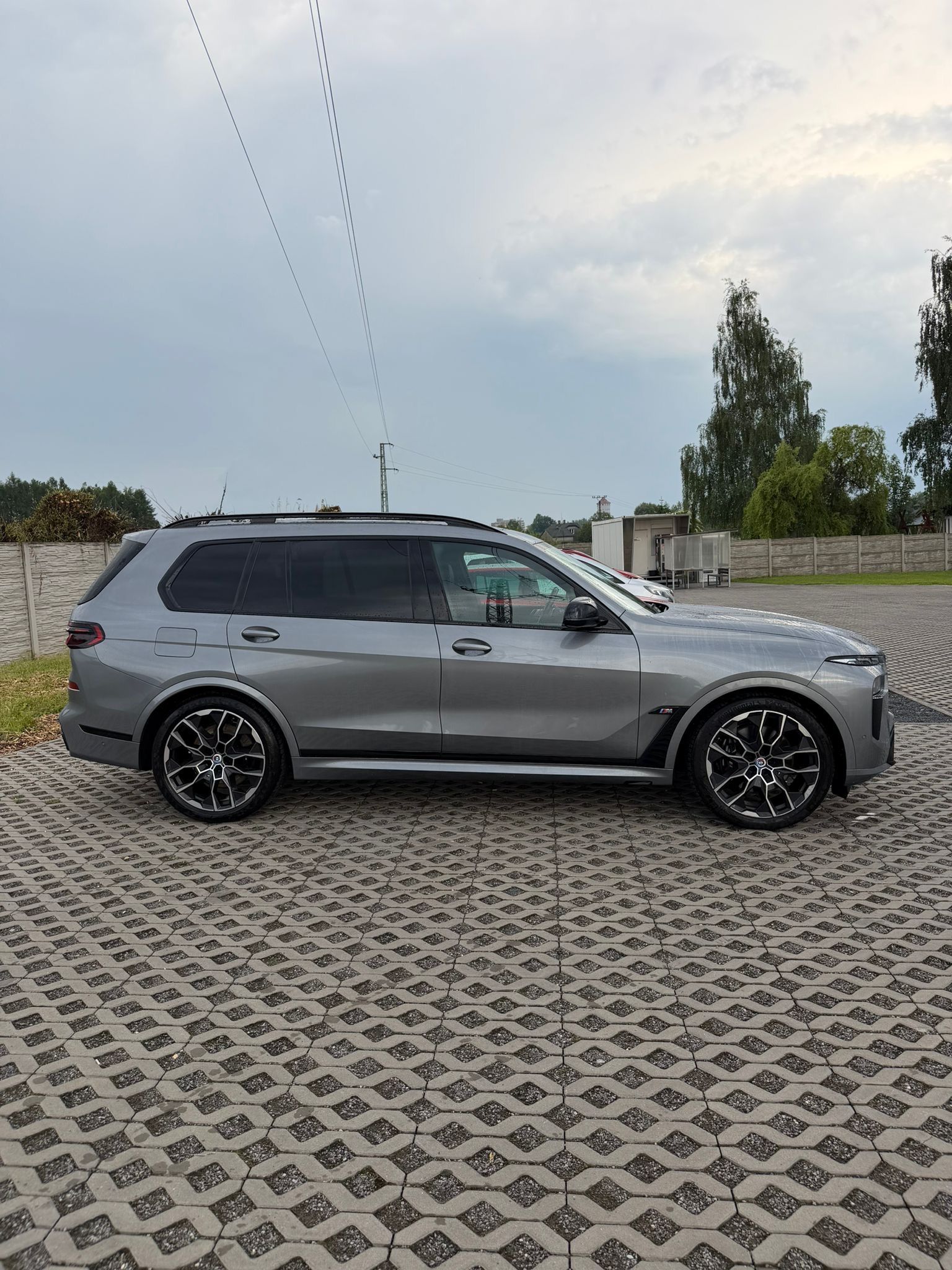 BMW X7, M60I-servisováno - fotka 3