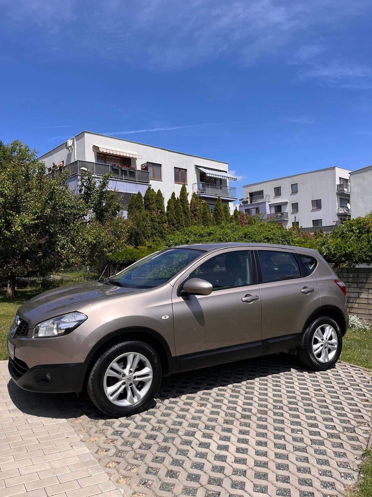 Nissan Qashqai, 1.6 benzín, velmi dobrý stav - fotka 3