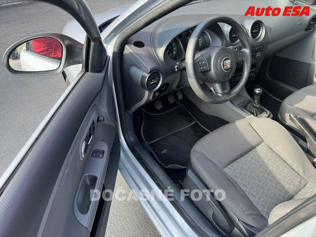 Seat Ibiza, 1.4 i - fotka 3