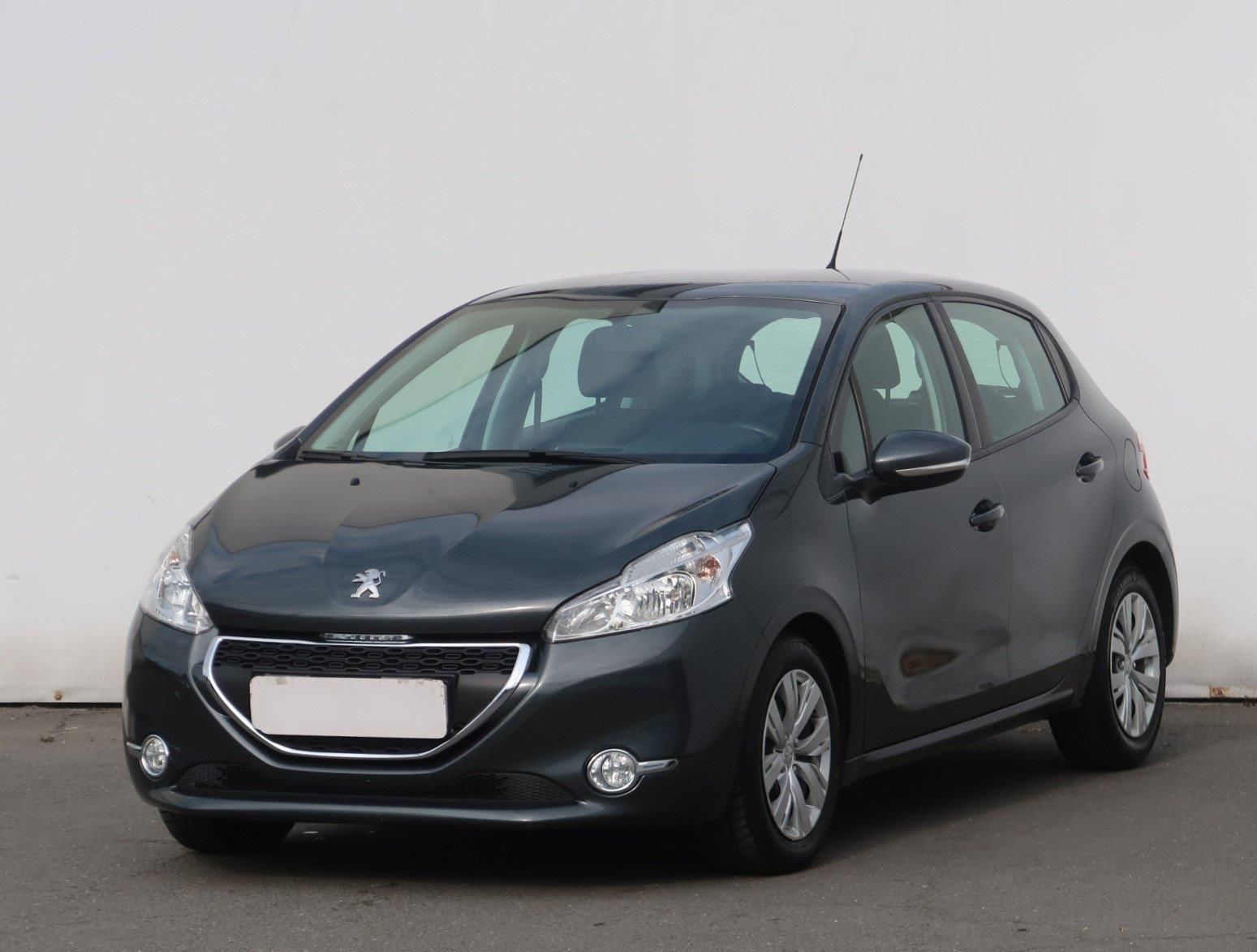 Peugeot 208, 1.4 VTi, servisované, Klima - fotka 2