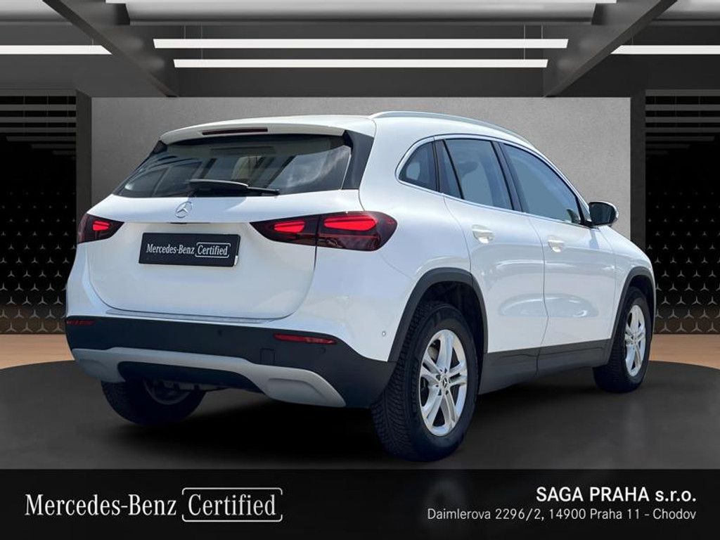 Mercedes-Benz GLA, 220 4MATIC Progressive Line - fotka 4