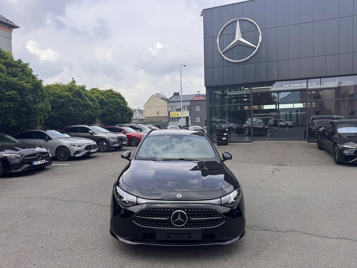 Mercedes-Benz CLA, 200 Shooting Brake - fotka 2