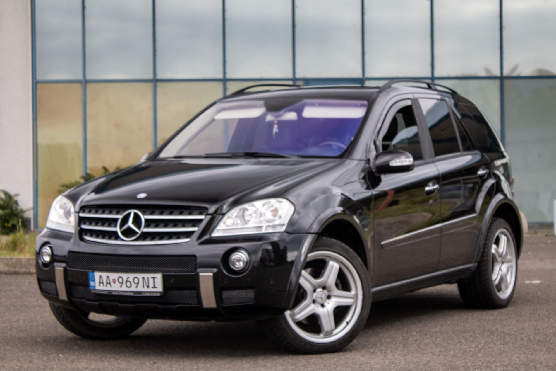 Mercedes-Benz, M trieda