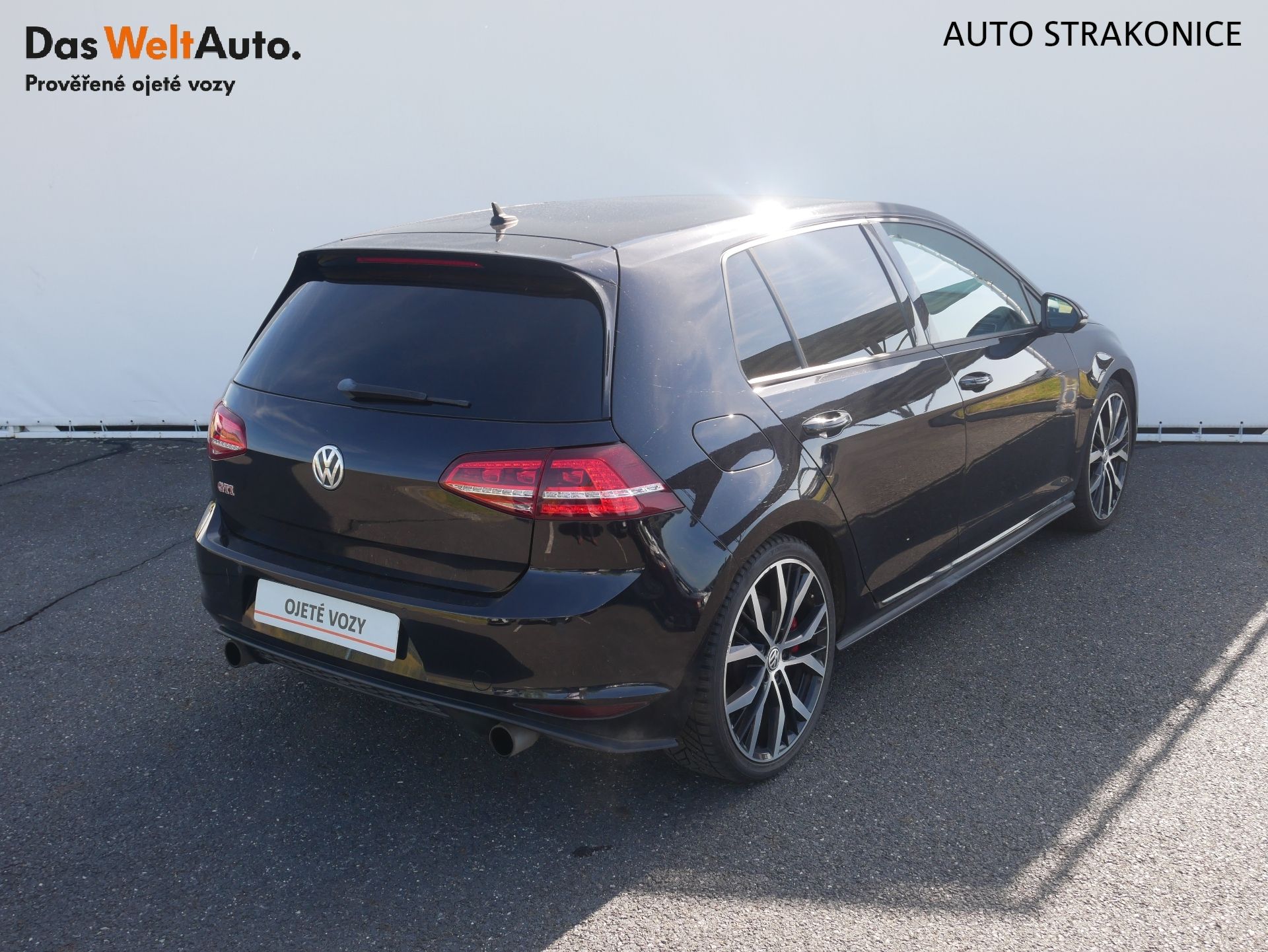 Volkswagen, GOLF GTI 2,0 TSI 6DSG - fotka 2