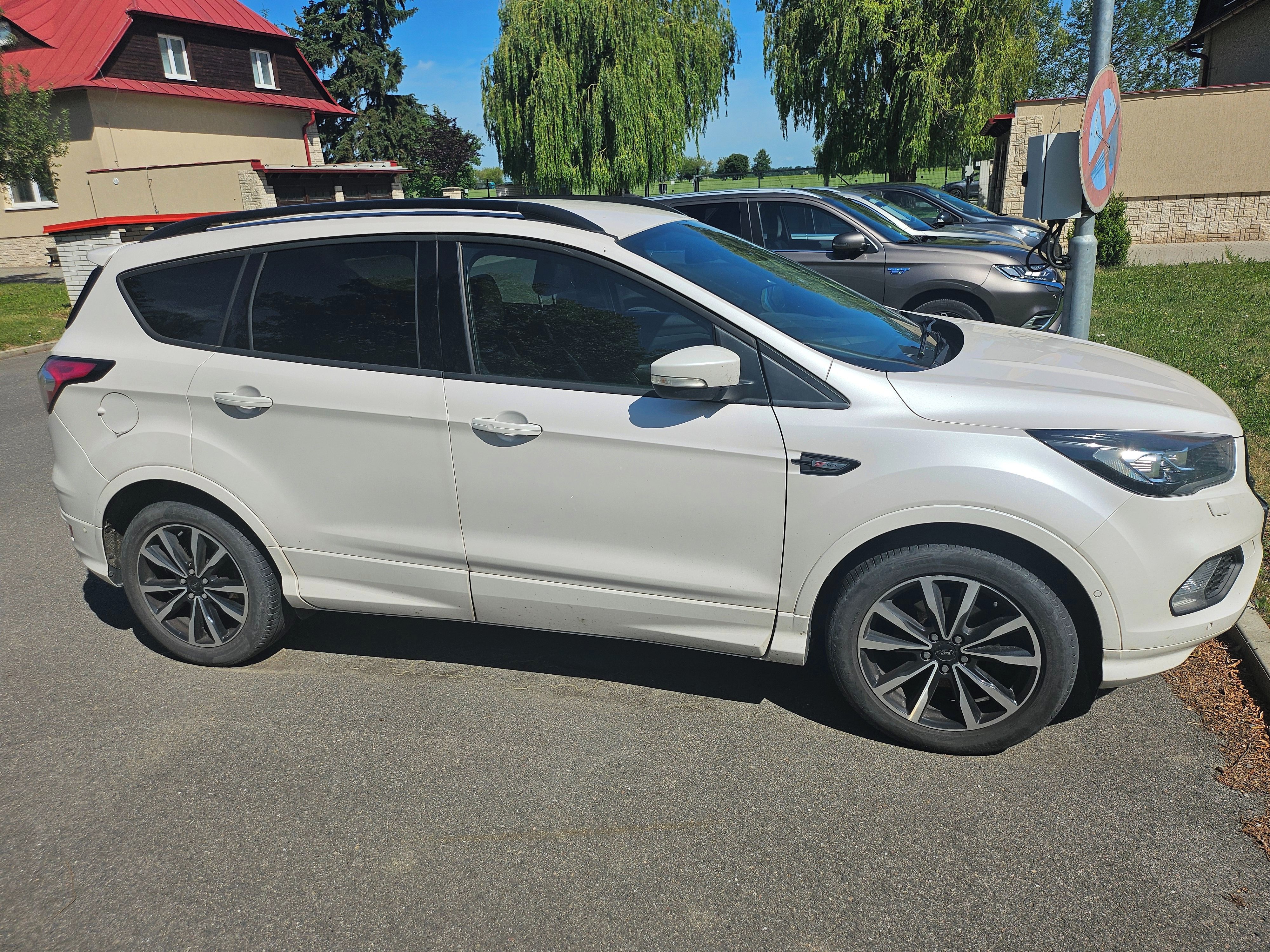 Ford Kuga, 1,5 eco boost - fotka 2