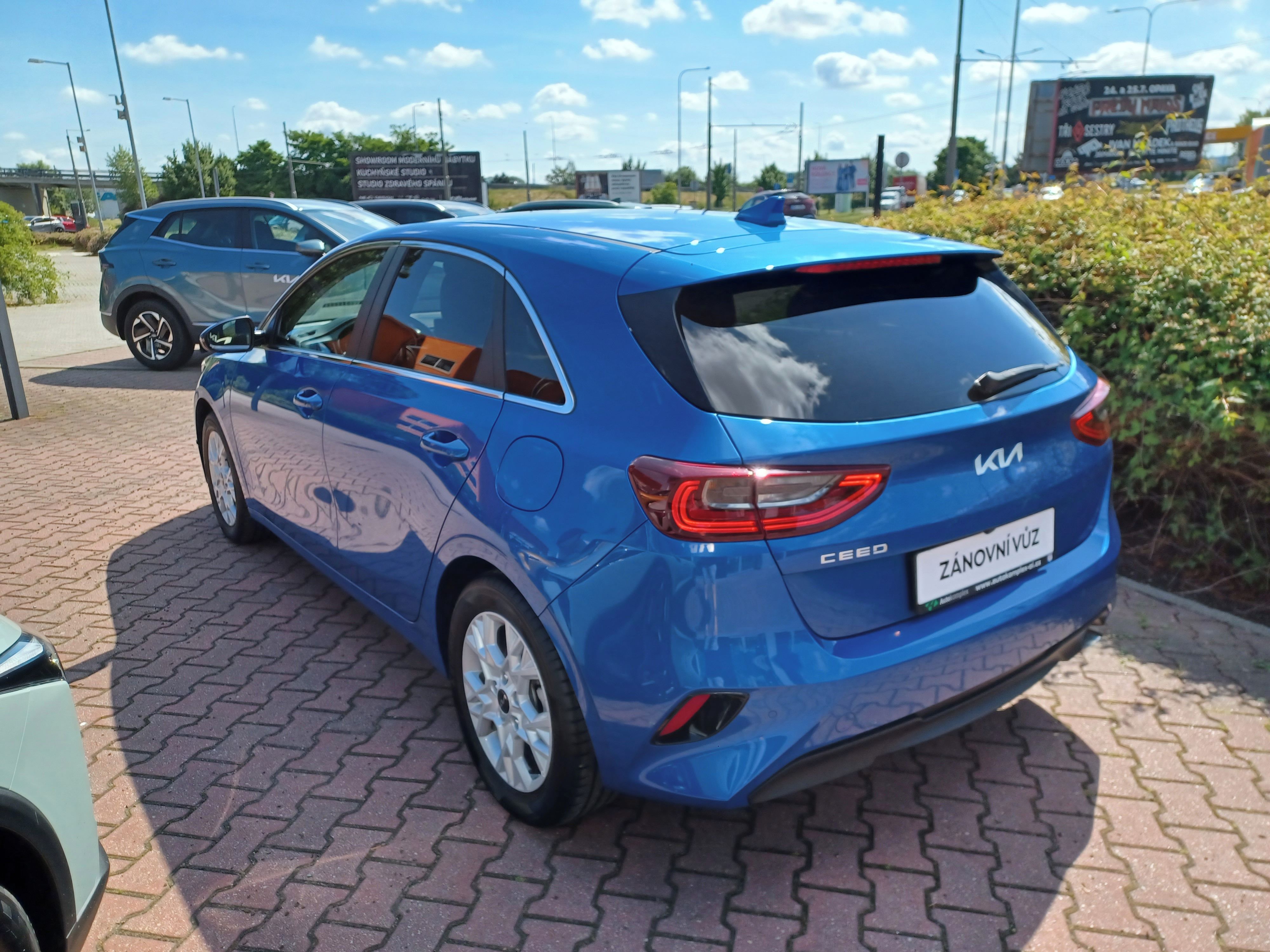 Kia Cee´d, 1.5 T-GDi 118 kW 7DCT TOP - fotka 3