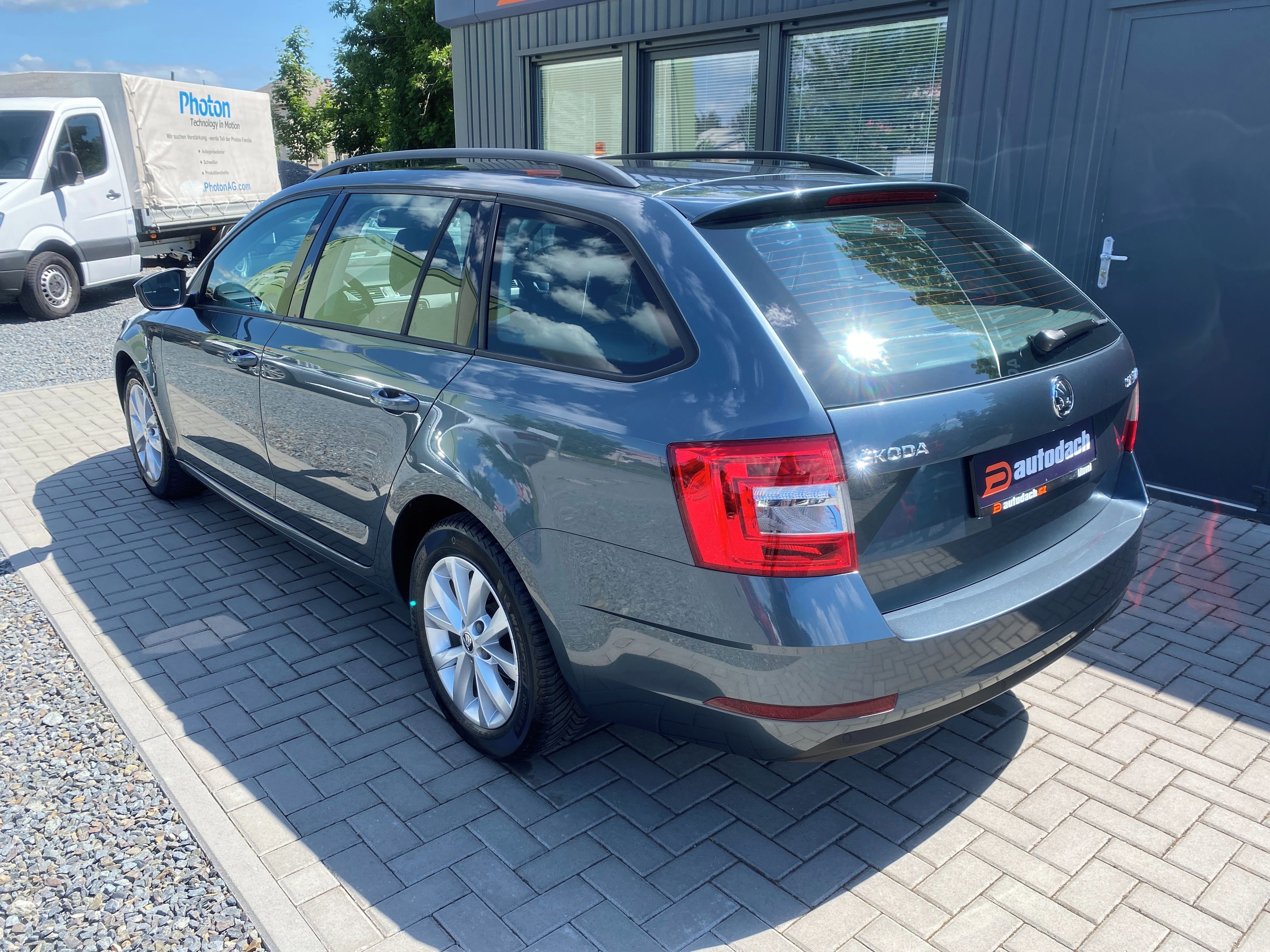 Škoda Octavia, 1.4 TSI 110kW - 1xMAJ.- ALU - fotka 3