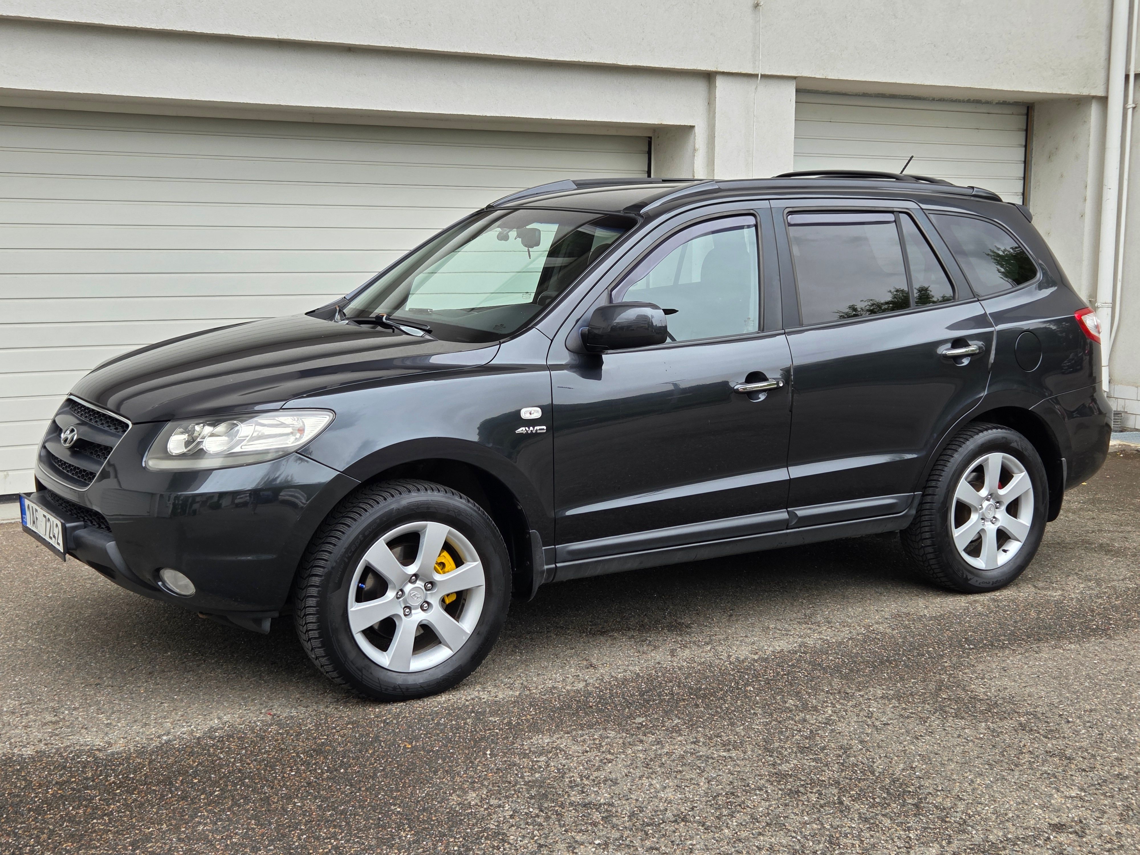 Hyundai Santa Fe, 2.2 CRDI 4x4 114Kw Manuál - fotka 4