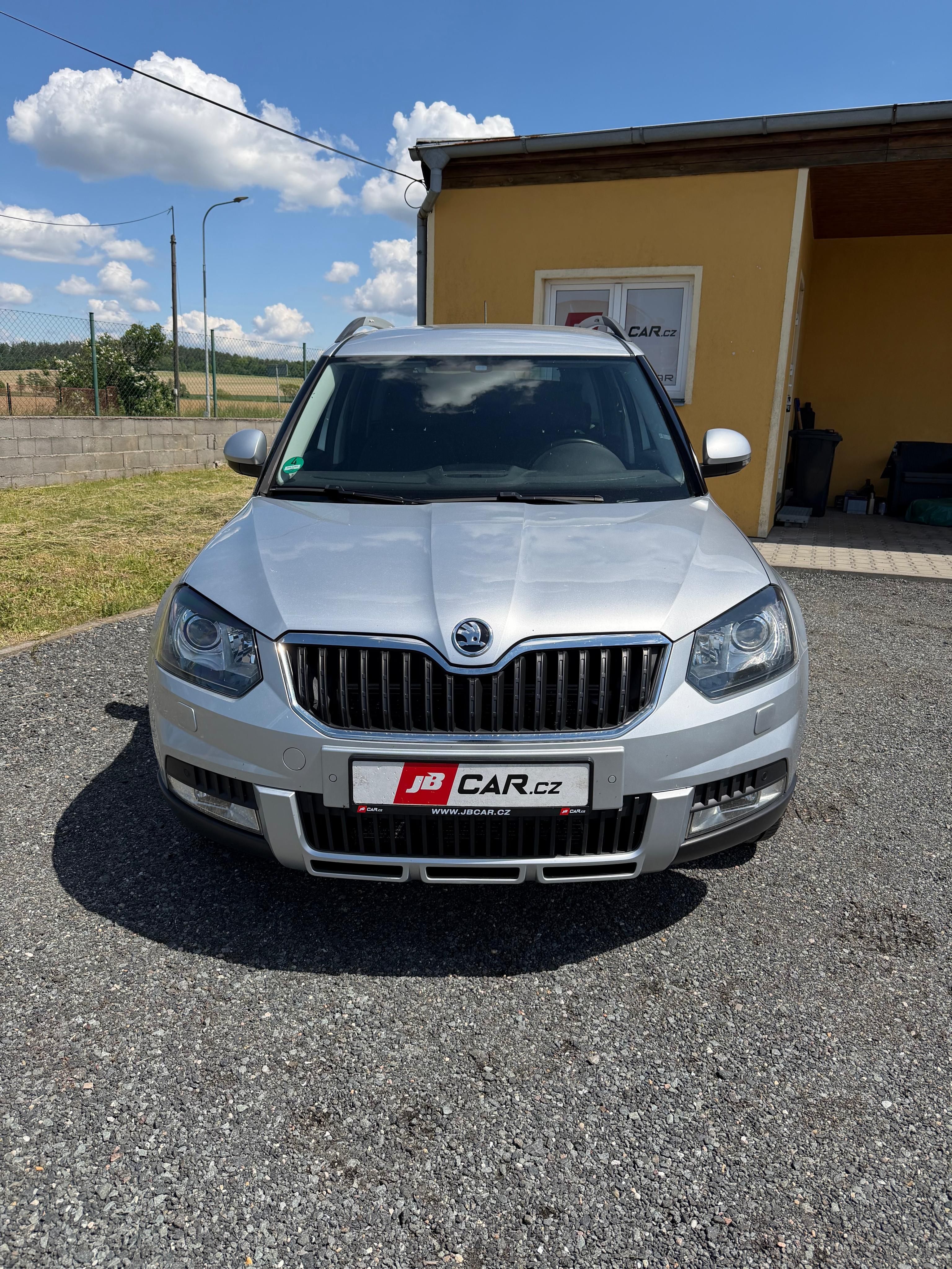Škoda Yeti, 2.0 TDI DSG 4x4 Adventure - fotka 3