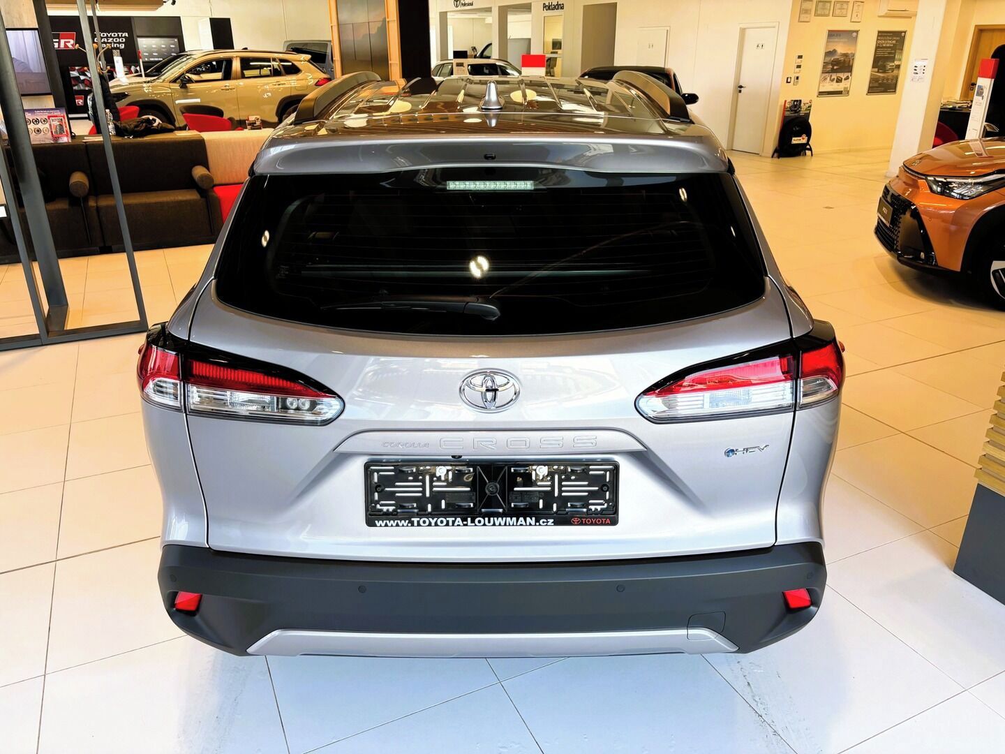 Toyota Corolla Cross, 1,8   Comfort Business MC25 - fotka 6