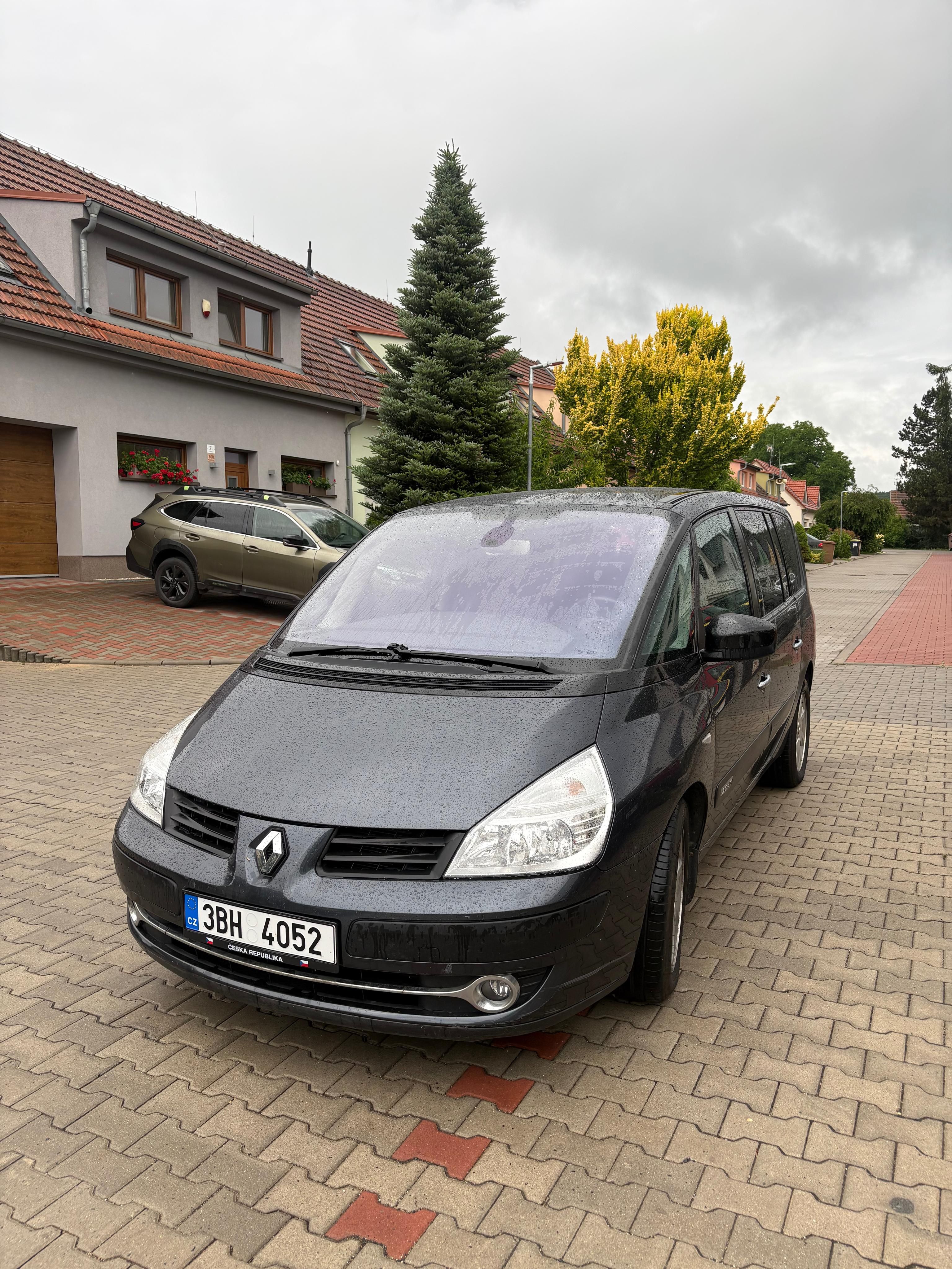 Renault Grand Espace, 127 KW, tažné, 7 míst, digi kl