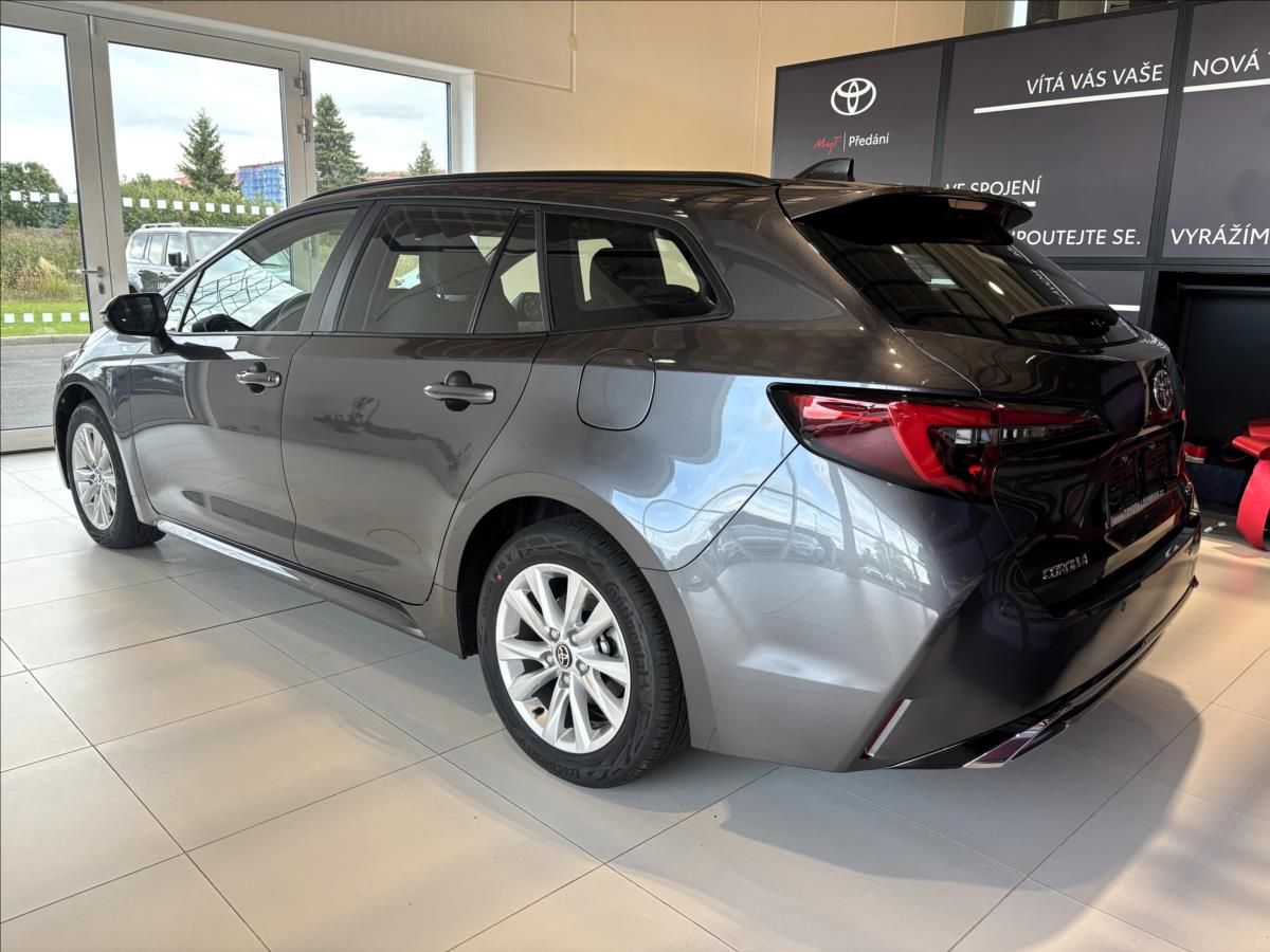 Toyota Corolla, 1,8   TS Comfort Tech HEV - fotka 5
