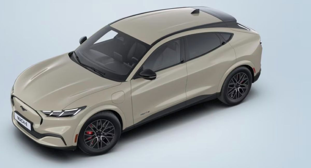 Ford Mustang Mach-E, 88kWh, Premium, PRODL. DOJEZD - fotka 2