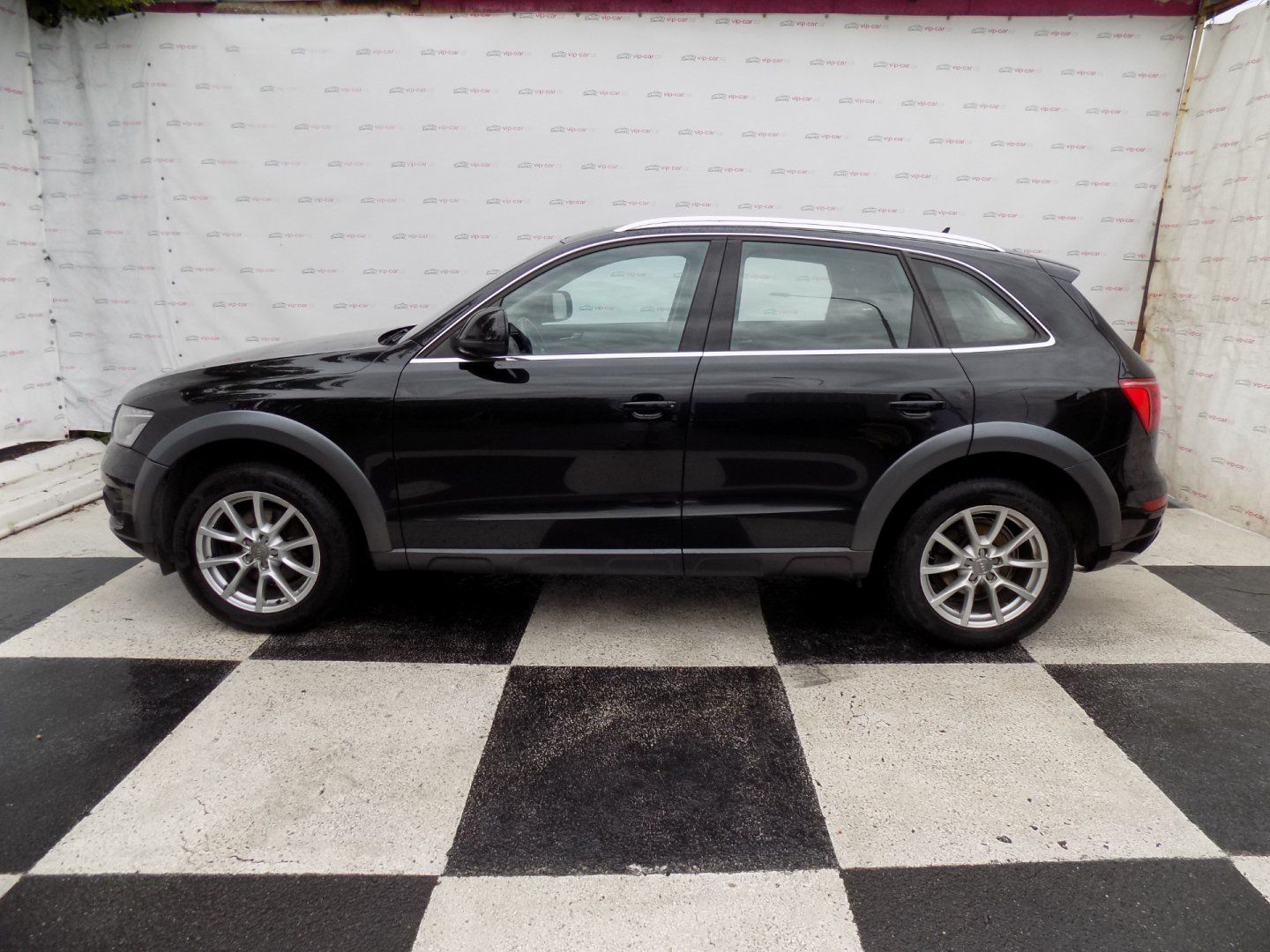 Audi Q5, 2.0TDI/4x4/Bi-xenon/LED/ - fotka 2