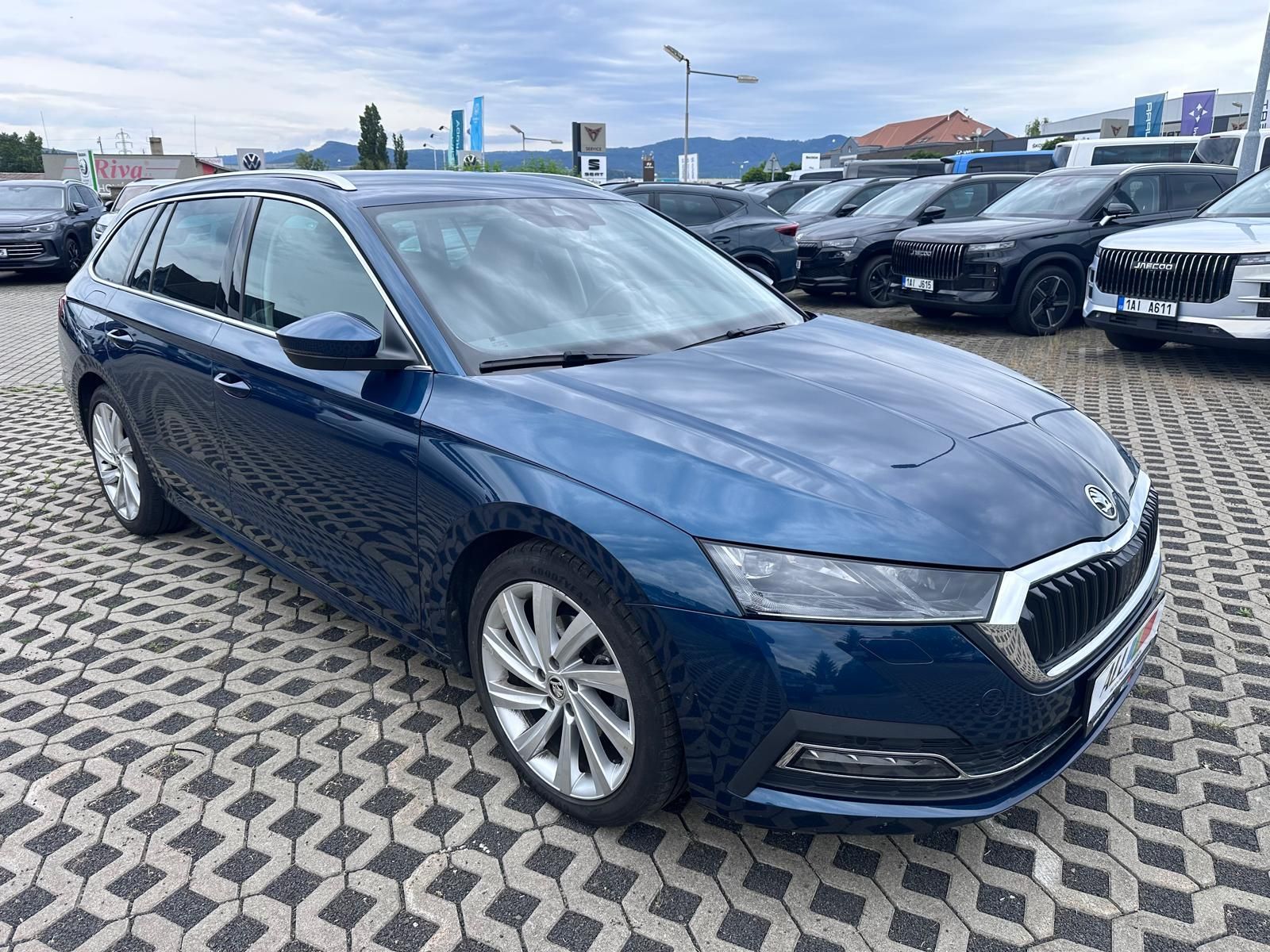 Škoda Octavia, 2,0 TDI 110kW DSG Style - fotka 4