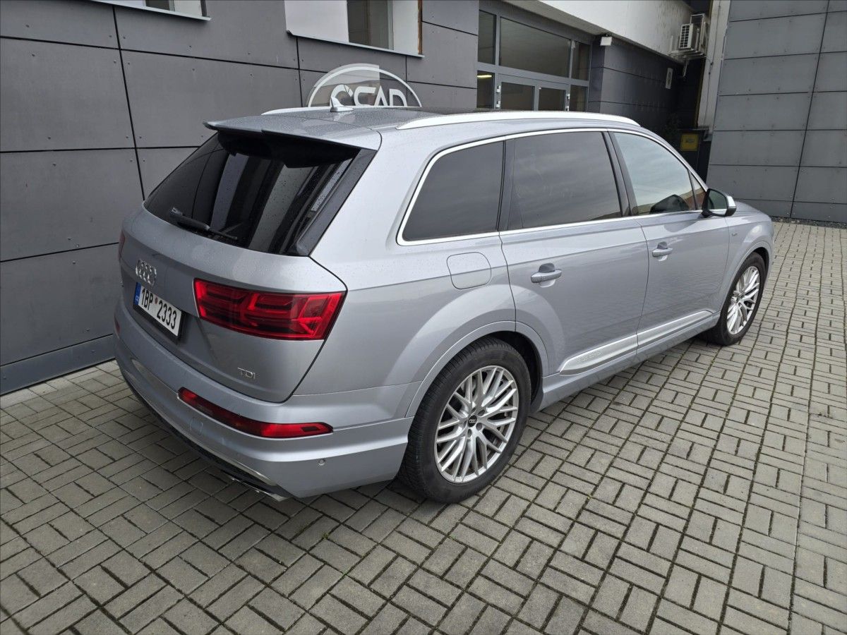 Audi SQ7, 4,0 TDI V8 320KW 1.majitel 7m - fotka 3