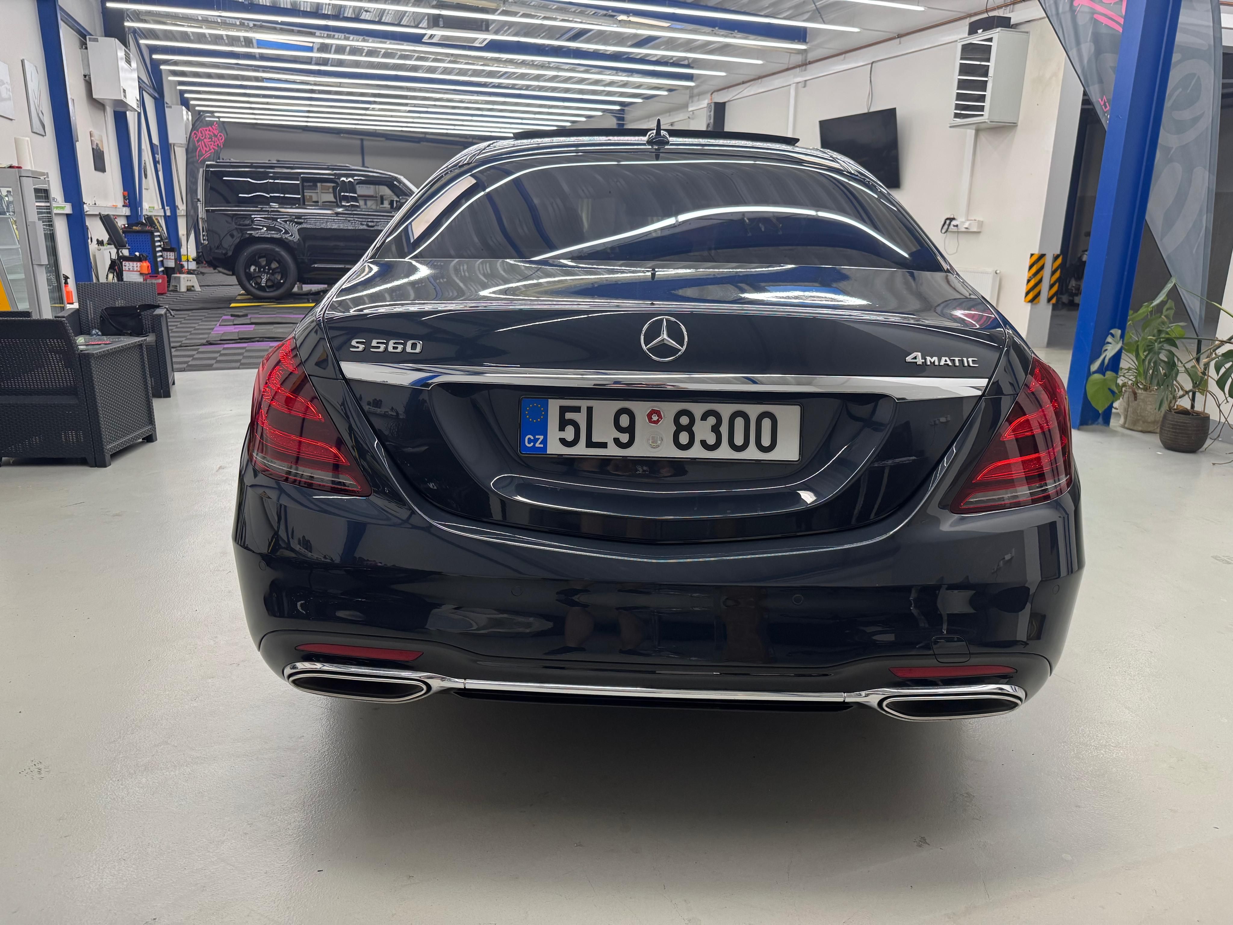 Mercedes-Benz Třídy S, S560 4-Matic - fotka 3