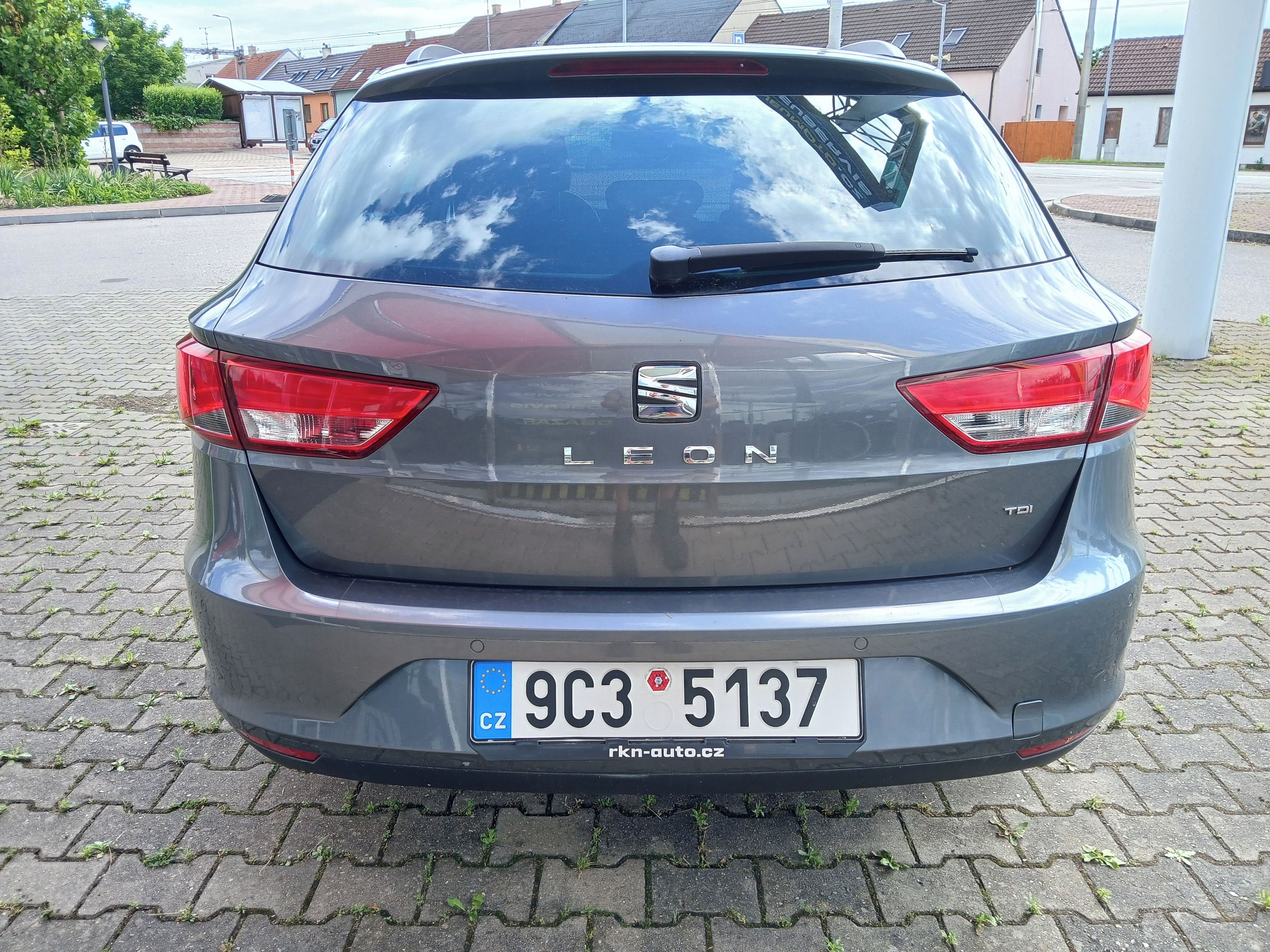 Seat Leon, 1.6TDI,77KW Manuál - fotka 4