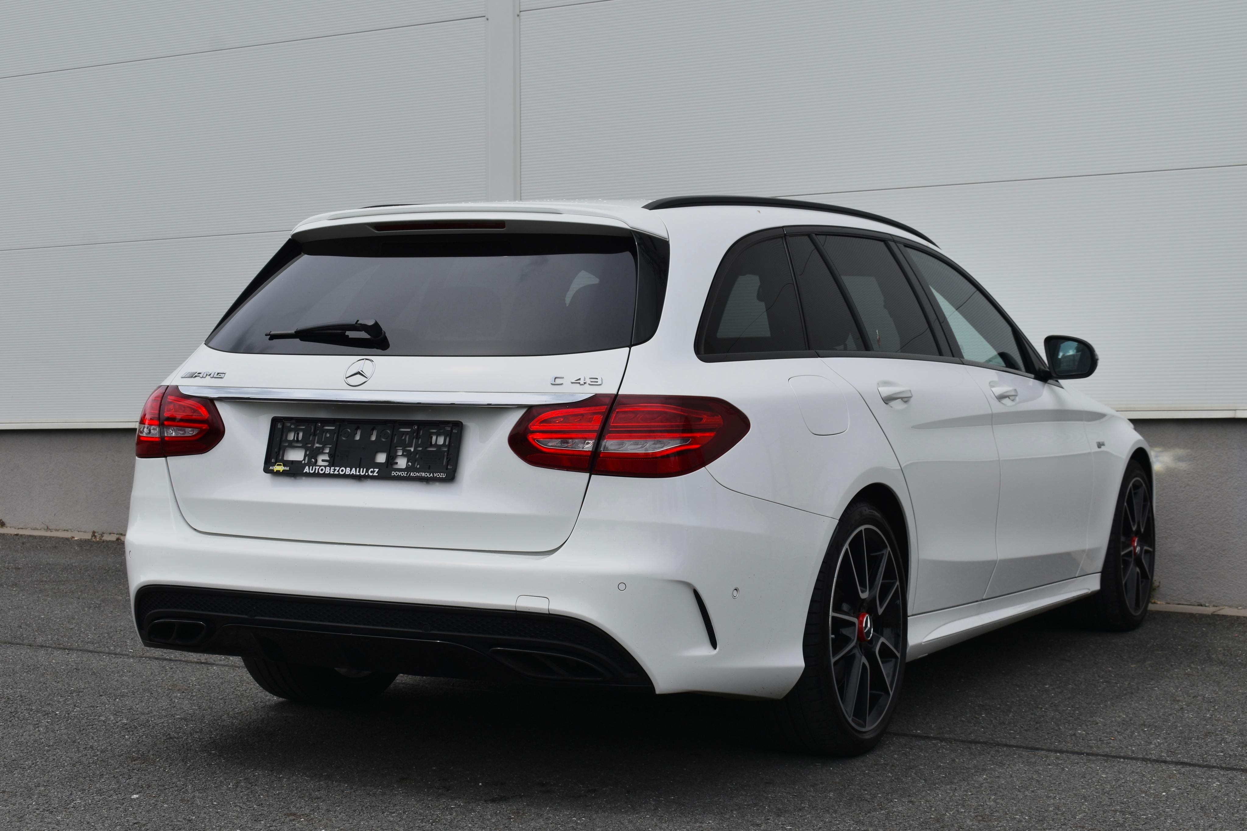 Mercedes-Benz Třídy C, 43 AMG/270KW/9G-TRONIC - fotka 5