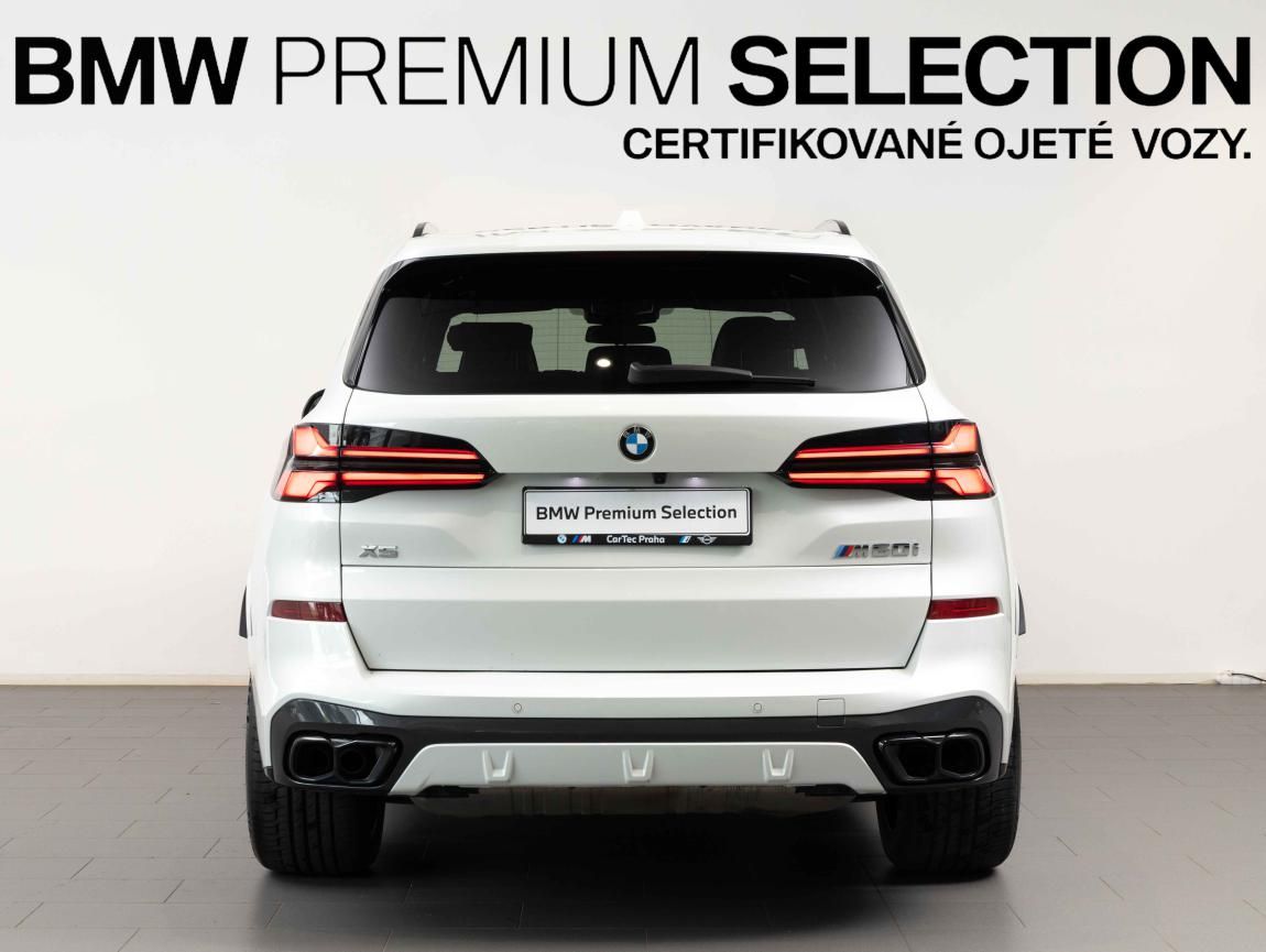 BMW X5, M60i - fotka 4