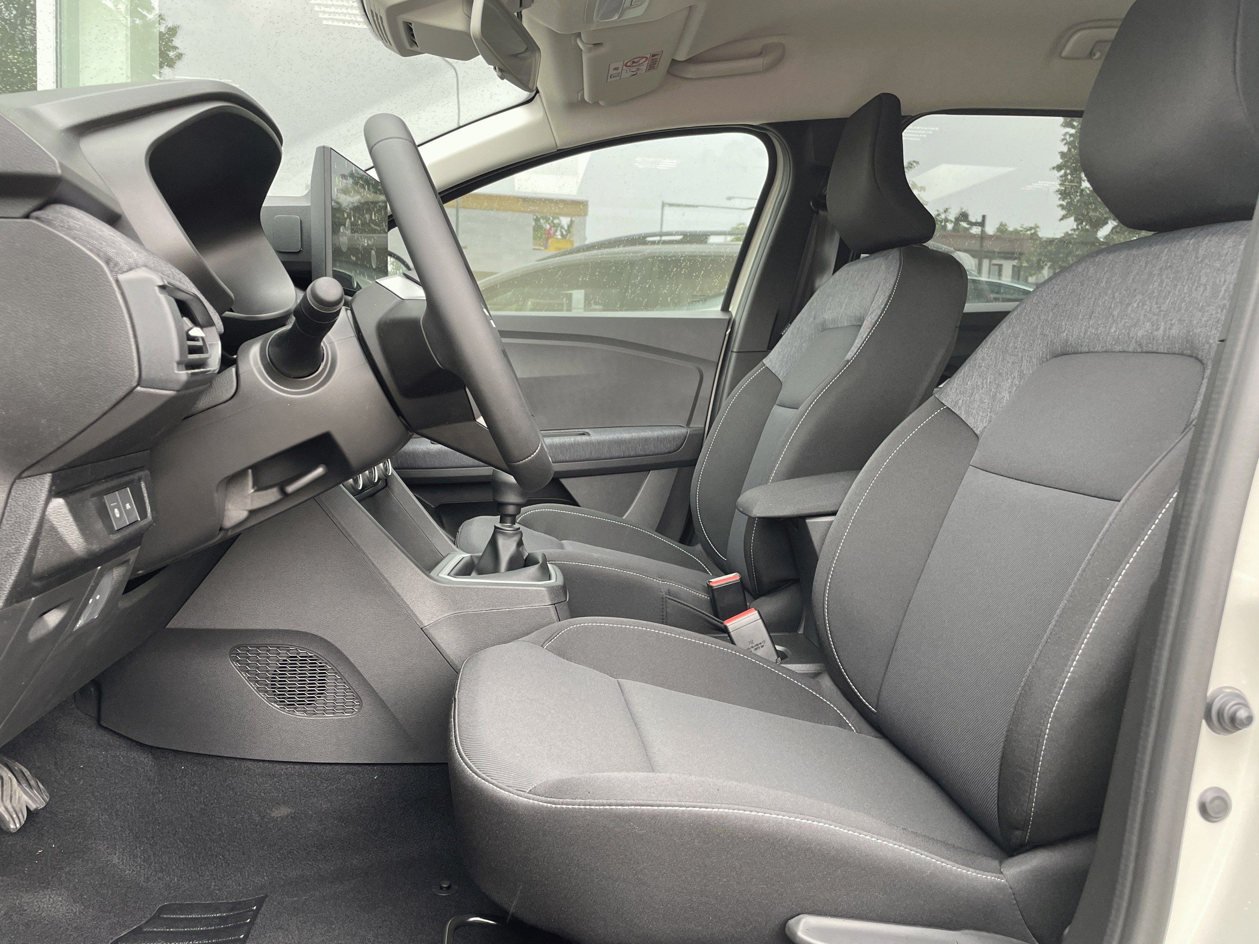 Dacia Jogger, Eco-G 120 Expression 5 míst - fotka 5