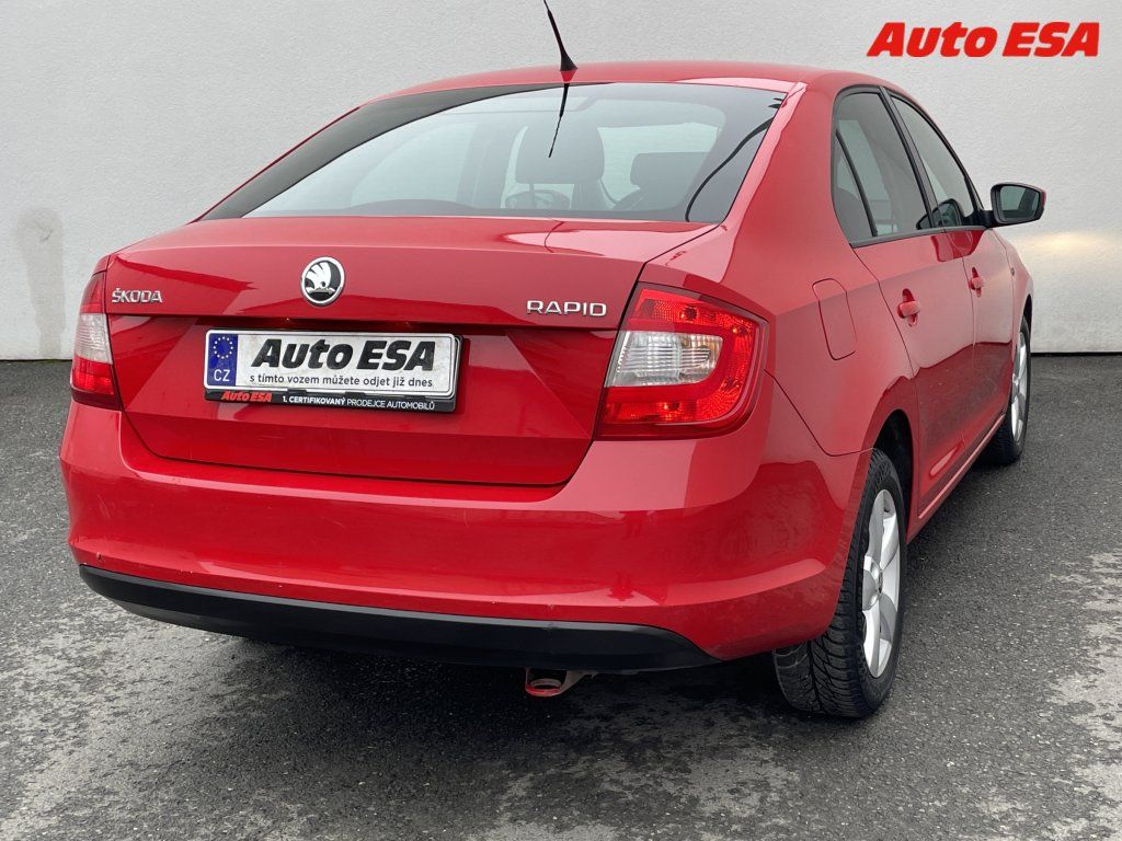 Škoda Rapid, 1.6 TDi,Ambition,AC - fotka 4