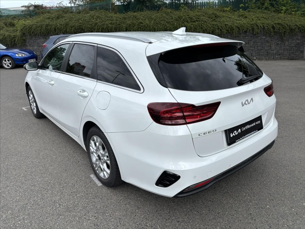 Kia Cee´d, 1,5 TGDi 118kW AT TOP KAMERA - fotka 3