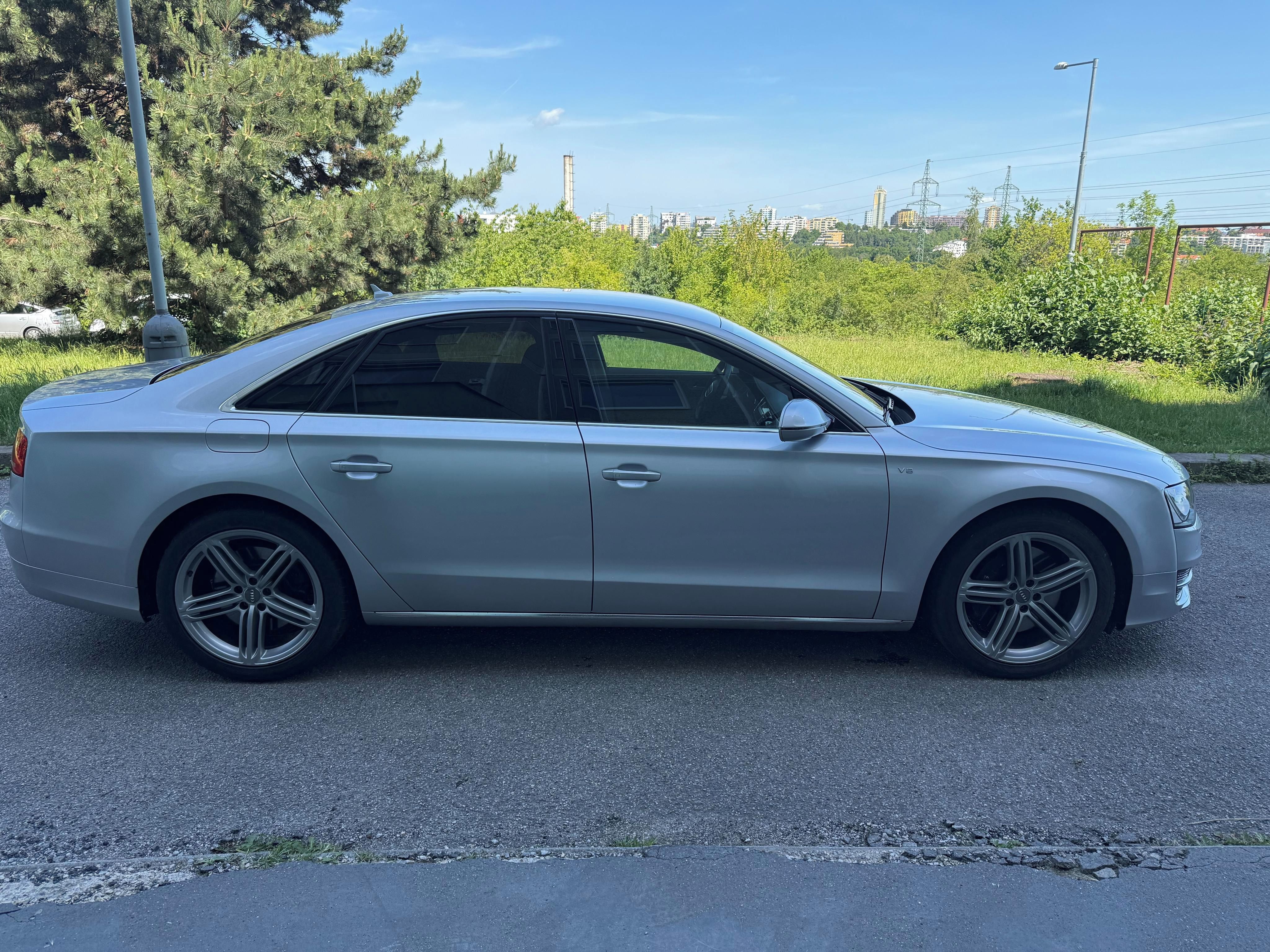 Audi A8, Audi A8 4,2 FSI - fotka 5