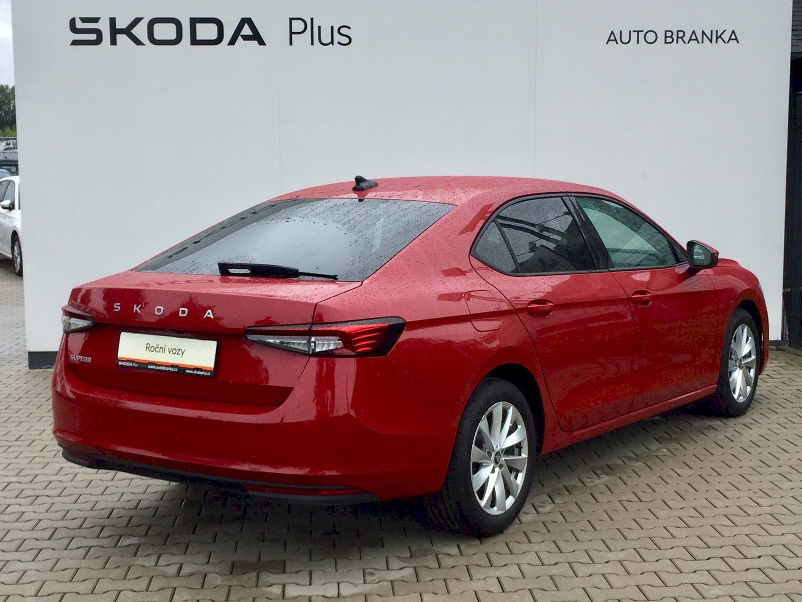 Škoda Superb, 1.5 TSI 110kW Selection DSG - fotka 2