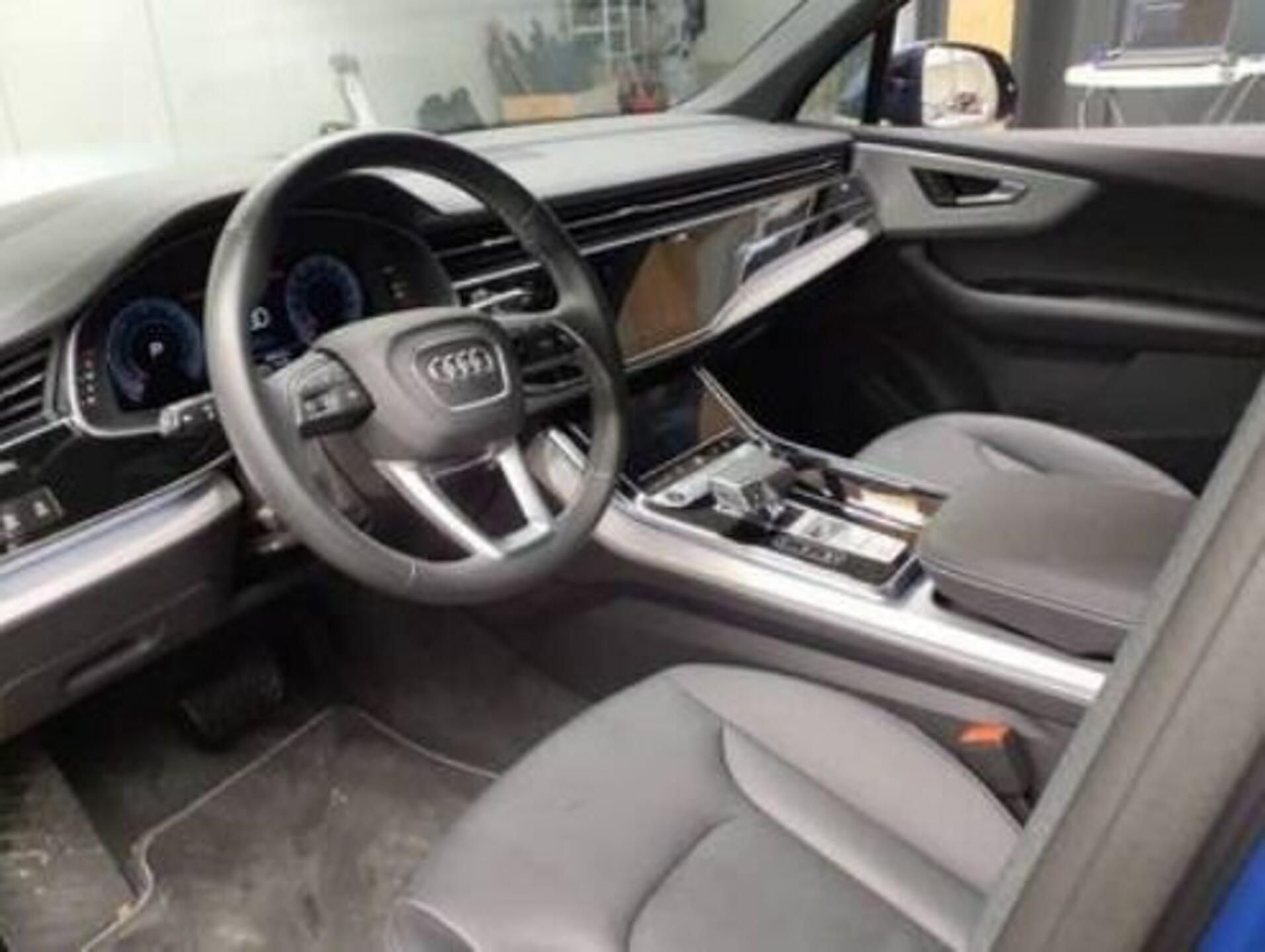 Audi Q7, TDI q 210kW S-Line Pano HuD 7m - fotka 3