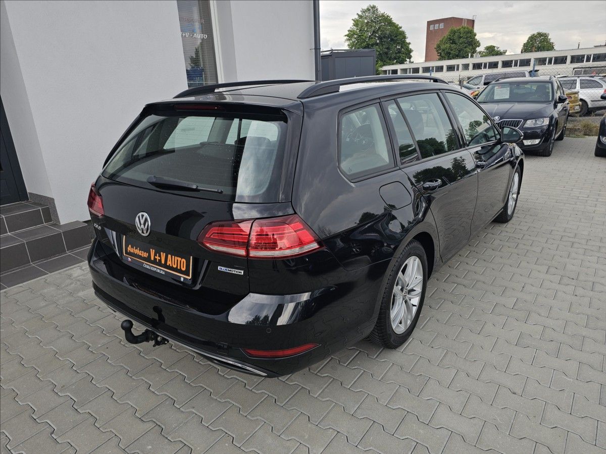 Volkswagen Golf, VII 1,5TSi DSG Comfortline - fotka 6