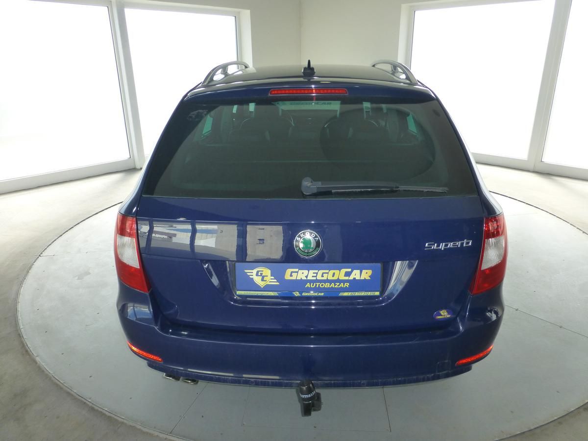 Škoda Superb, 2,0TDI*VYHŘ.S*NAVIGACE*XENONY - fotka 6