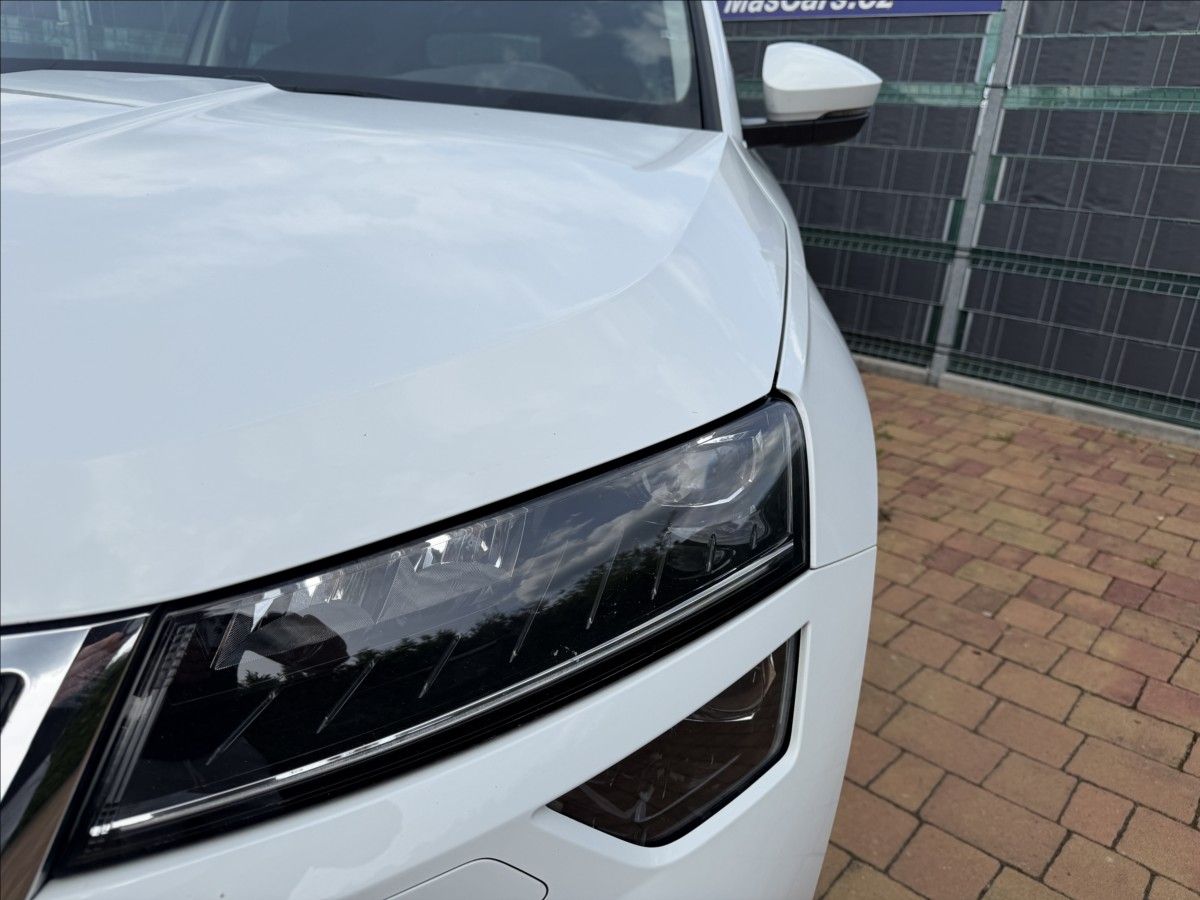 Škoda Karoq, 2.0 TDI Style DSG 4x4 - fotka 5